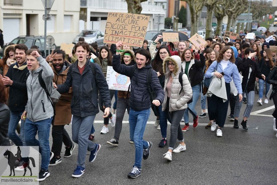 4_Marche_pour_le_climat_la_roche_sur_yon_étudiants_43_sur_84