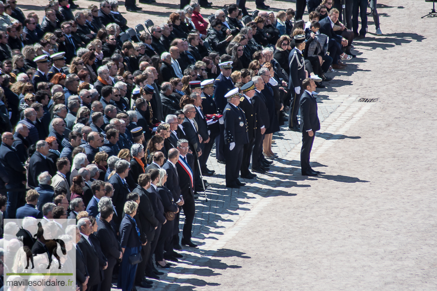 HOMMAGE SNSM MACRON LES SABLES 1 sur 47