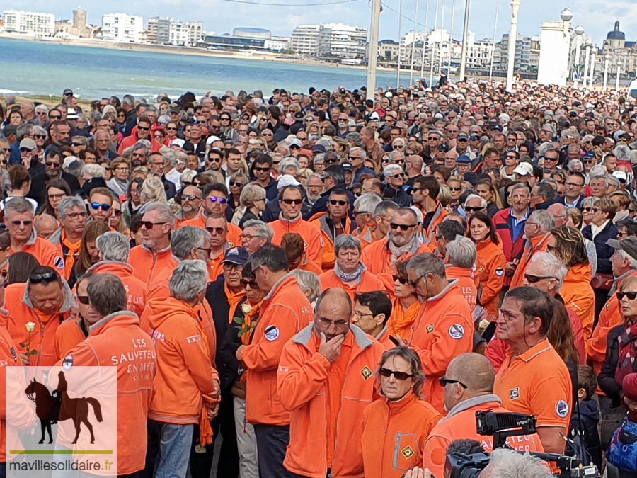 MARCHE SILENCIEUSE LES SABLES 1 sur 19