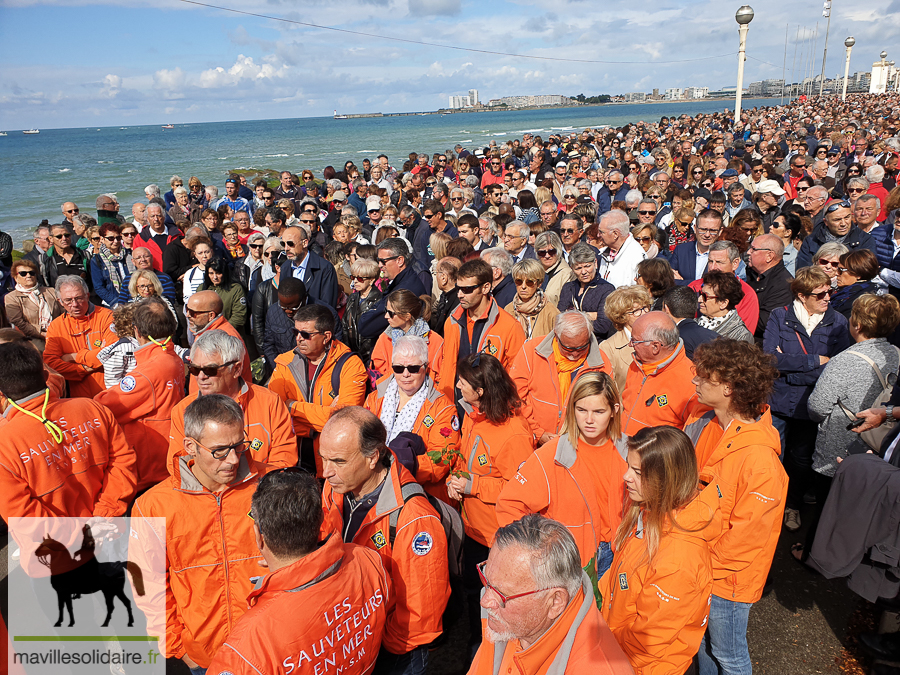 MARCHE SILENCIEUSE LES SABLES 1 sur 19