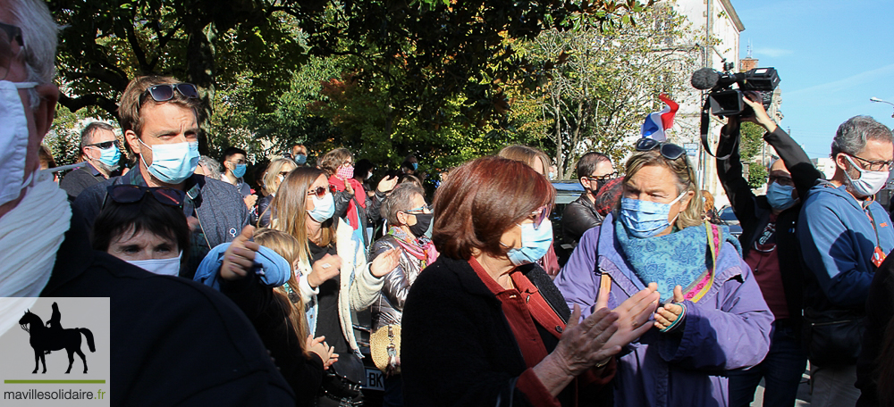 HOMMAGE Samuel Paty la Roche sur Yon 1 9