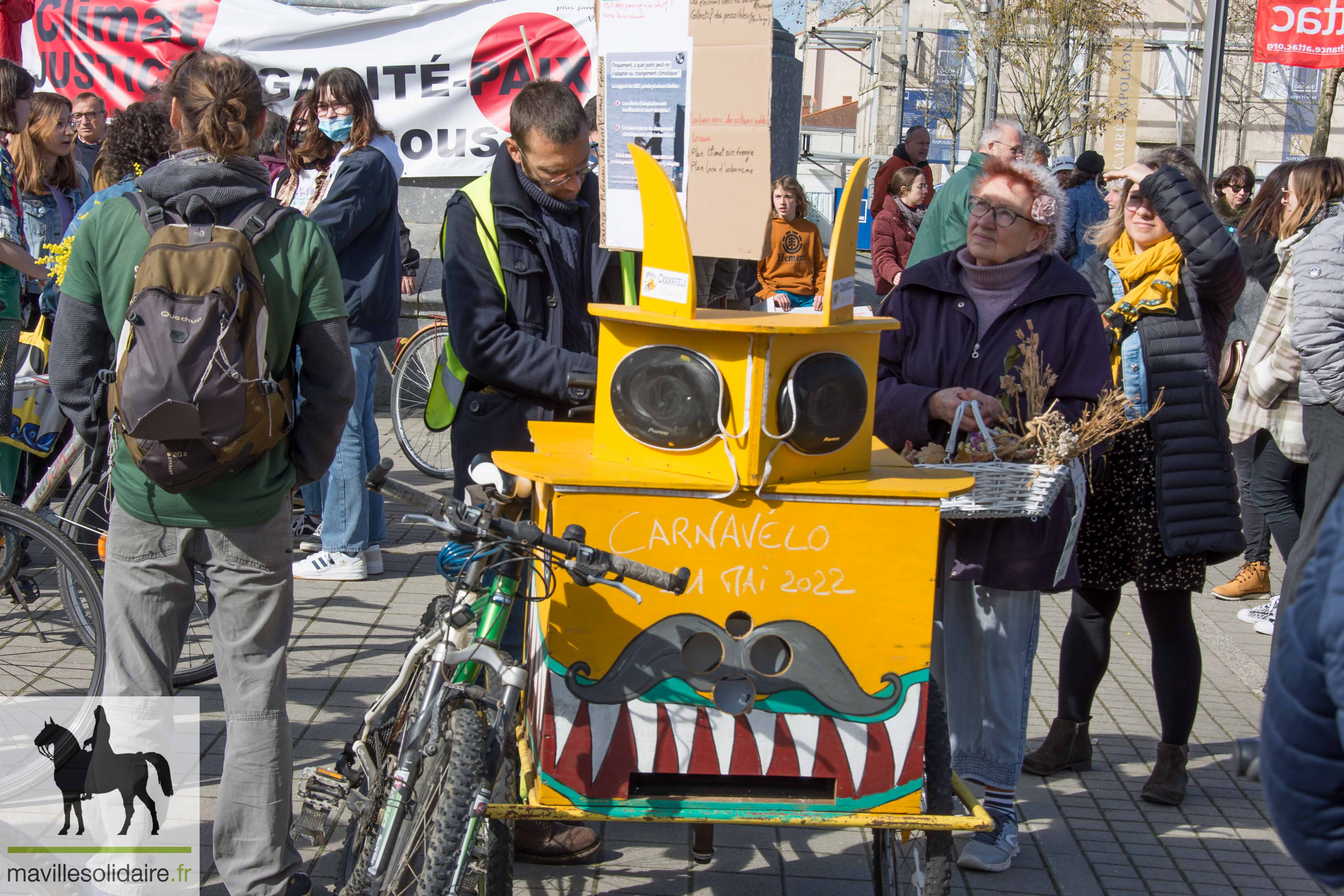 Climat 300 manifestants LA ROCHE SUR YON mavillesolidaire1 7140