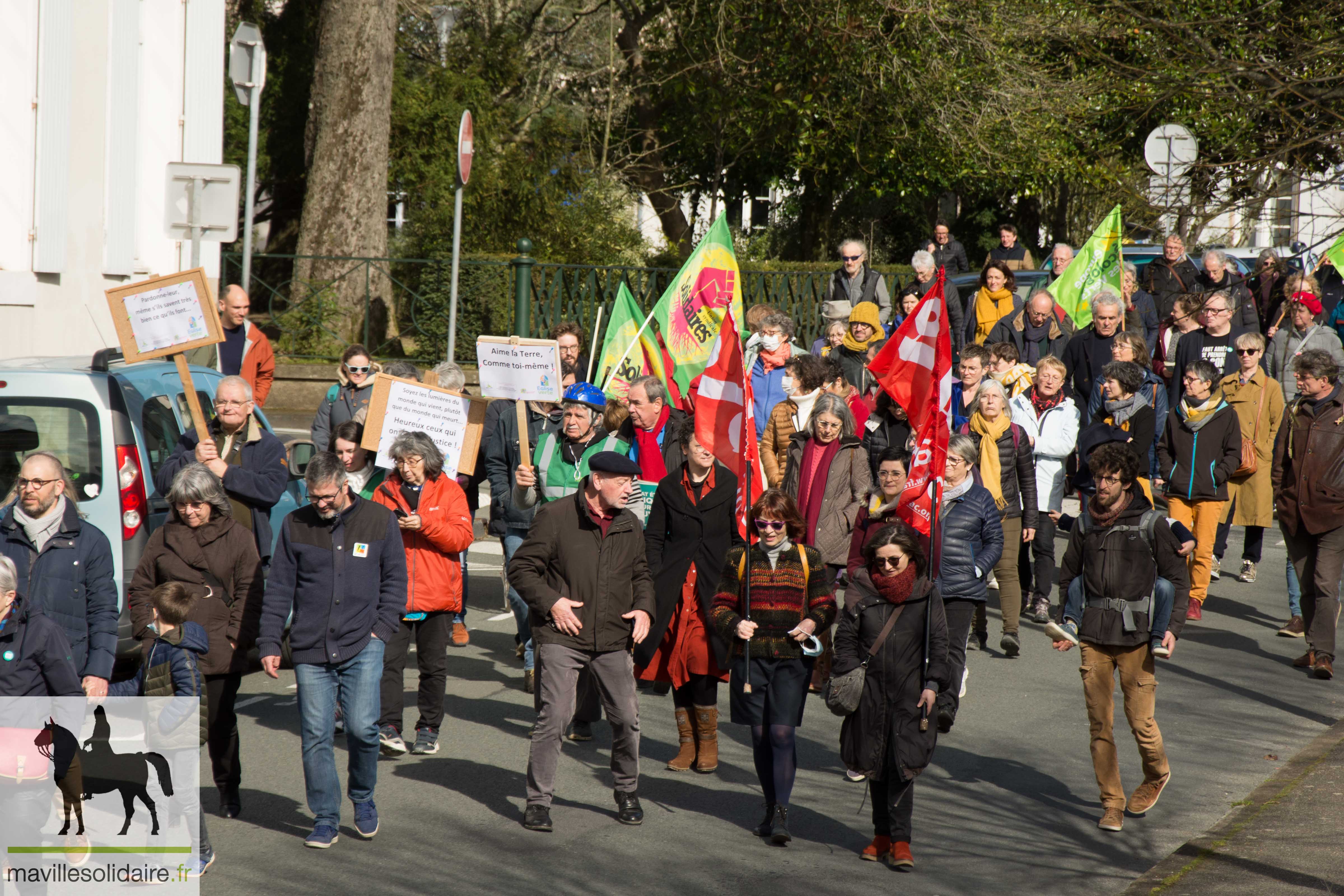 Climat 300 manifestants LA ROCHE SUR YON mavillesolidaire1 7244