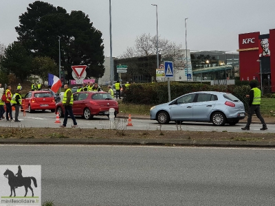 gilet jaune 17 nov 20181117 1169458584