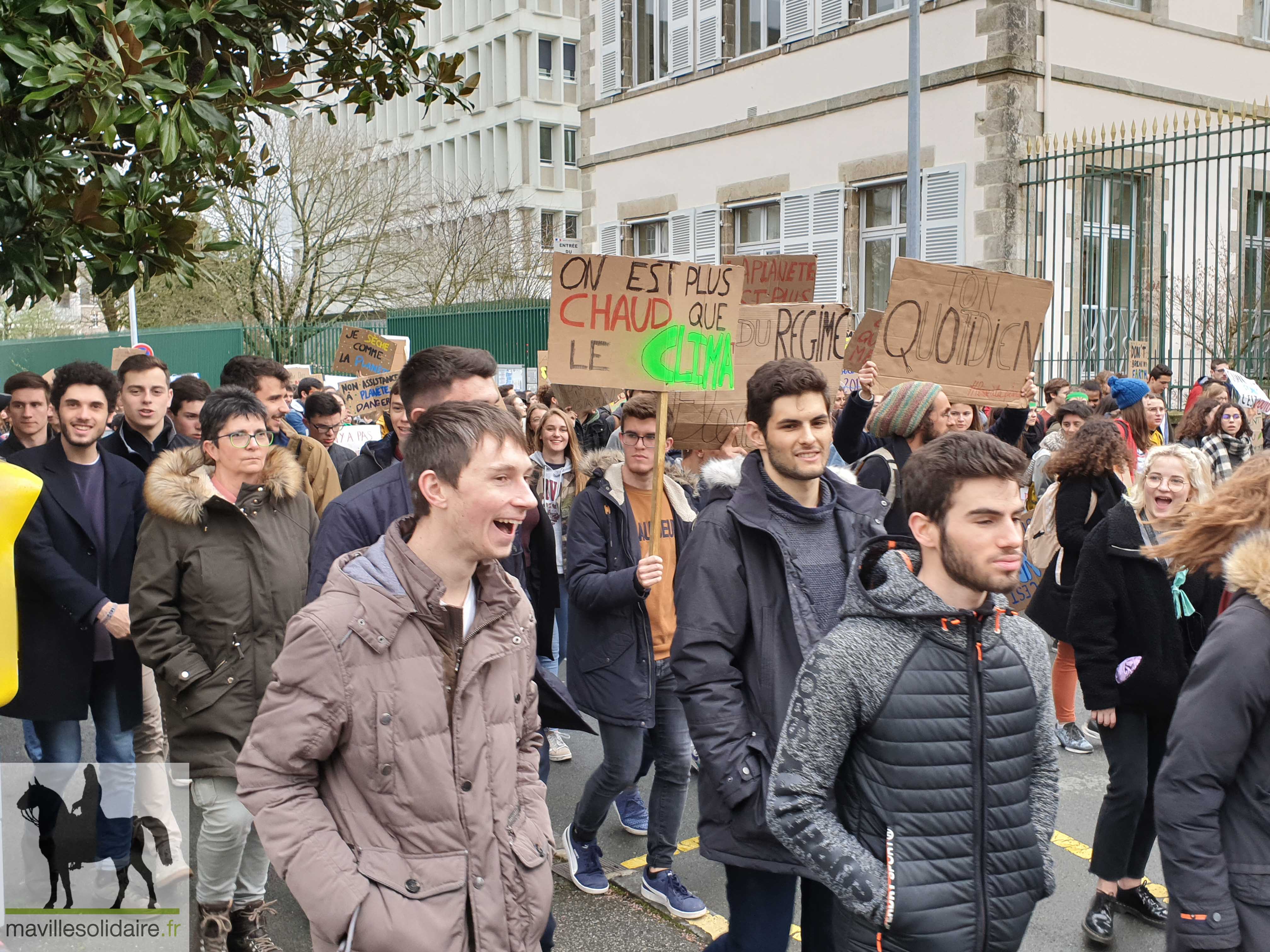 4 Marche pour le climat la roche sur yon étudiants 1 sur 84