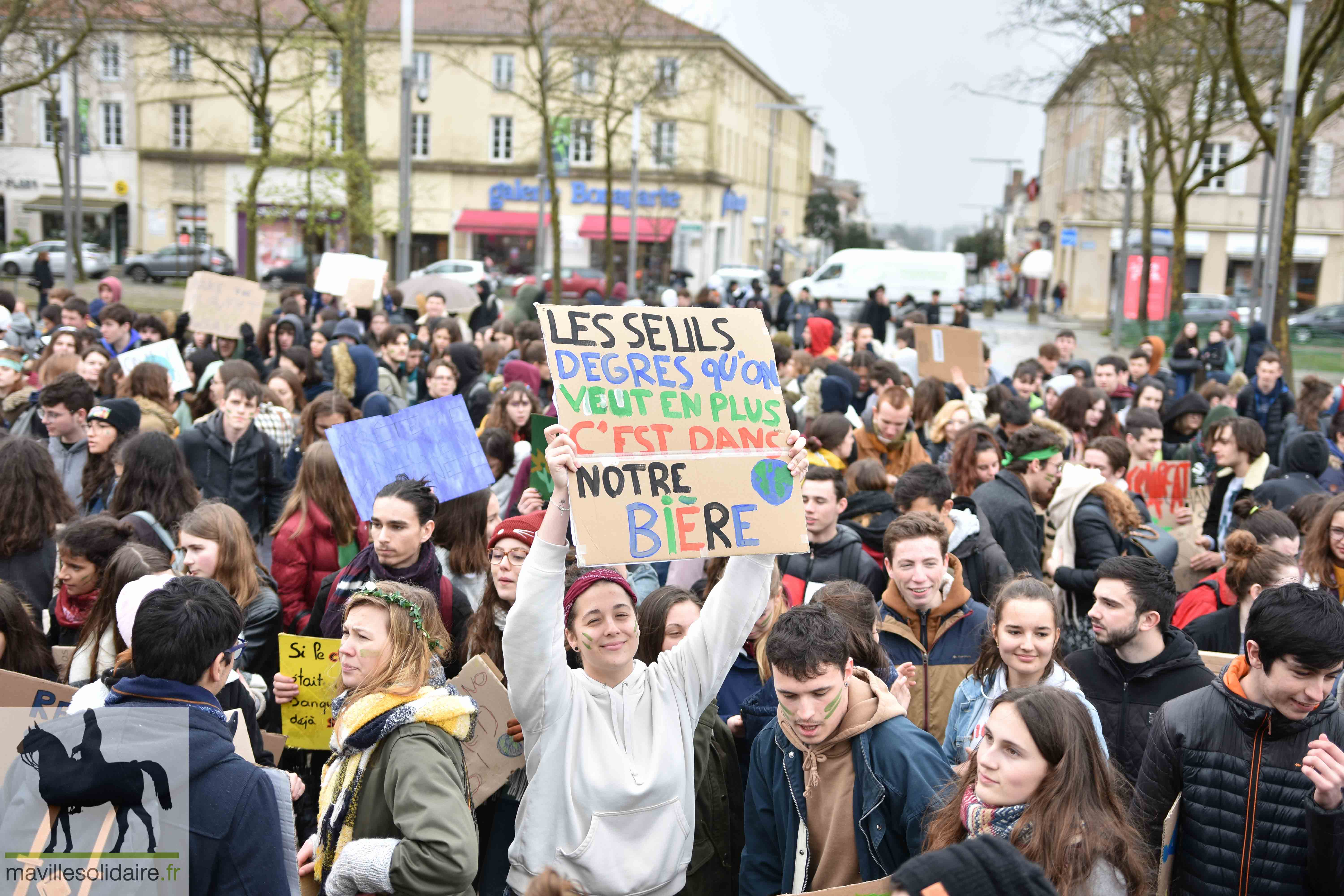 4 Marche pour le climat la roche sur yon étudiants 1 sur 84