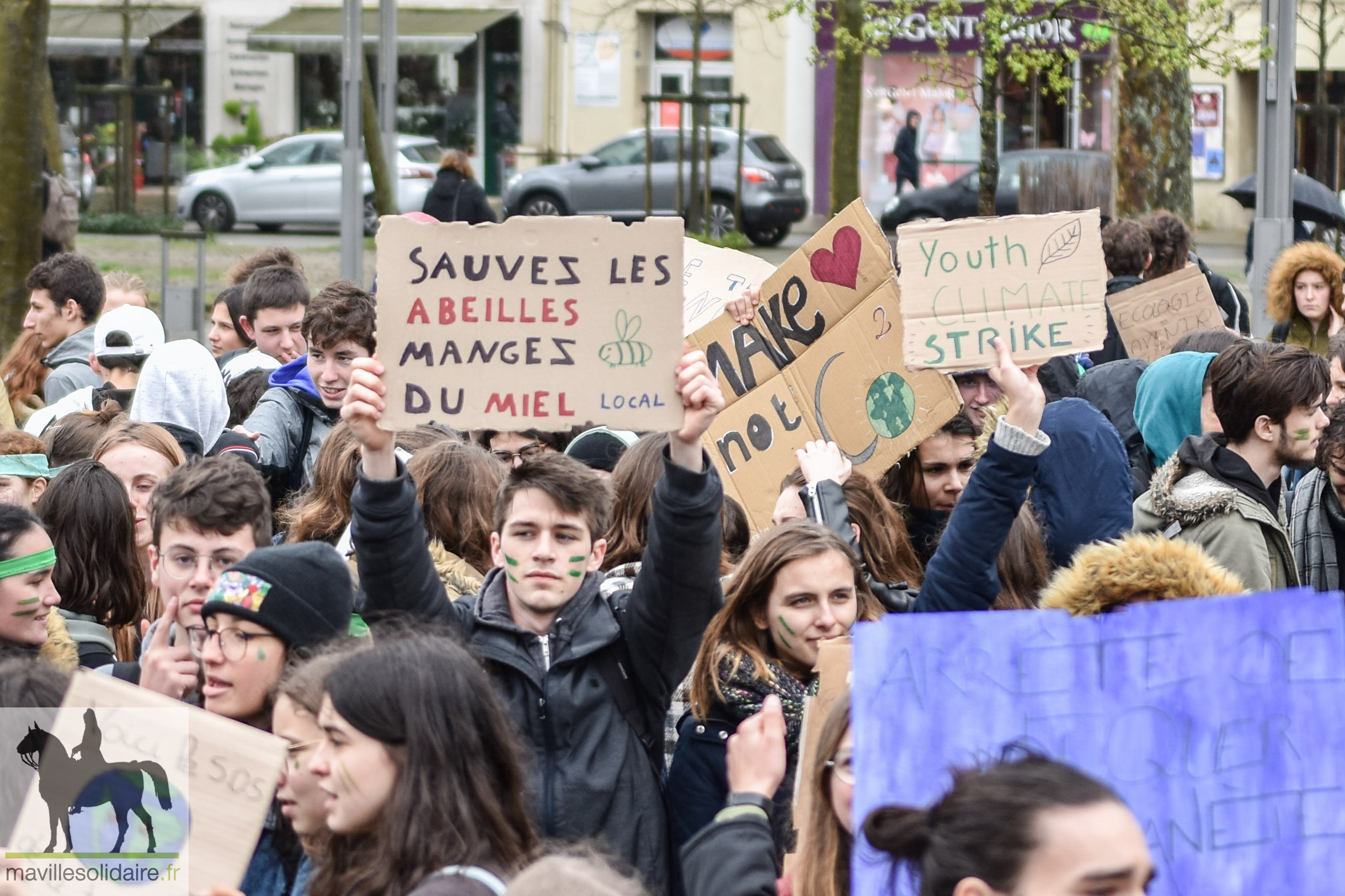 4 Marche pour le climat la roche sur yon étudiants 1 sur 84