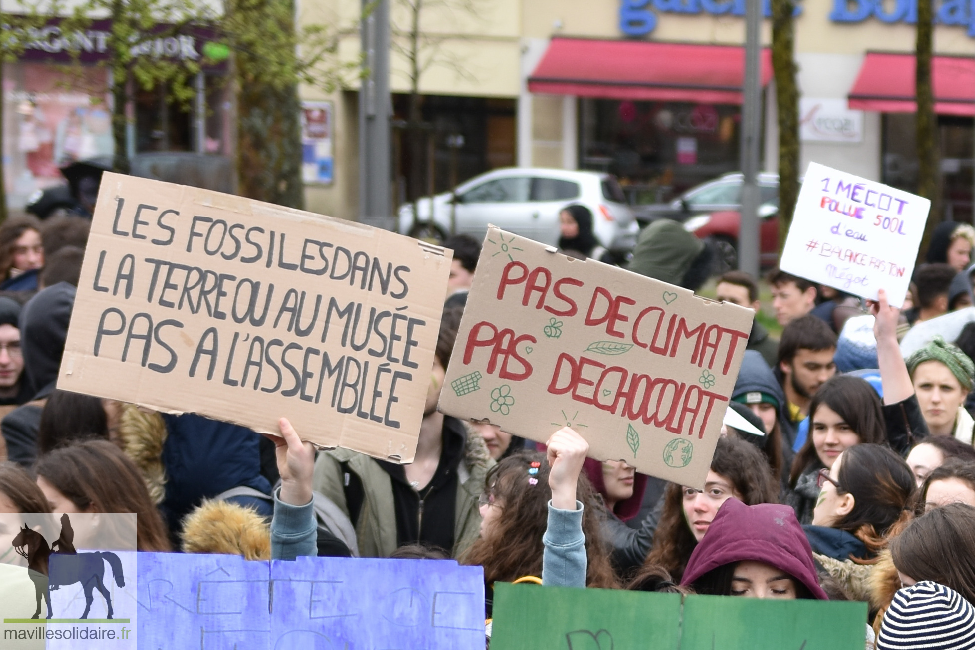 4 Marche pour le climat la roche sur yon étudiants 1 sur 84