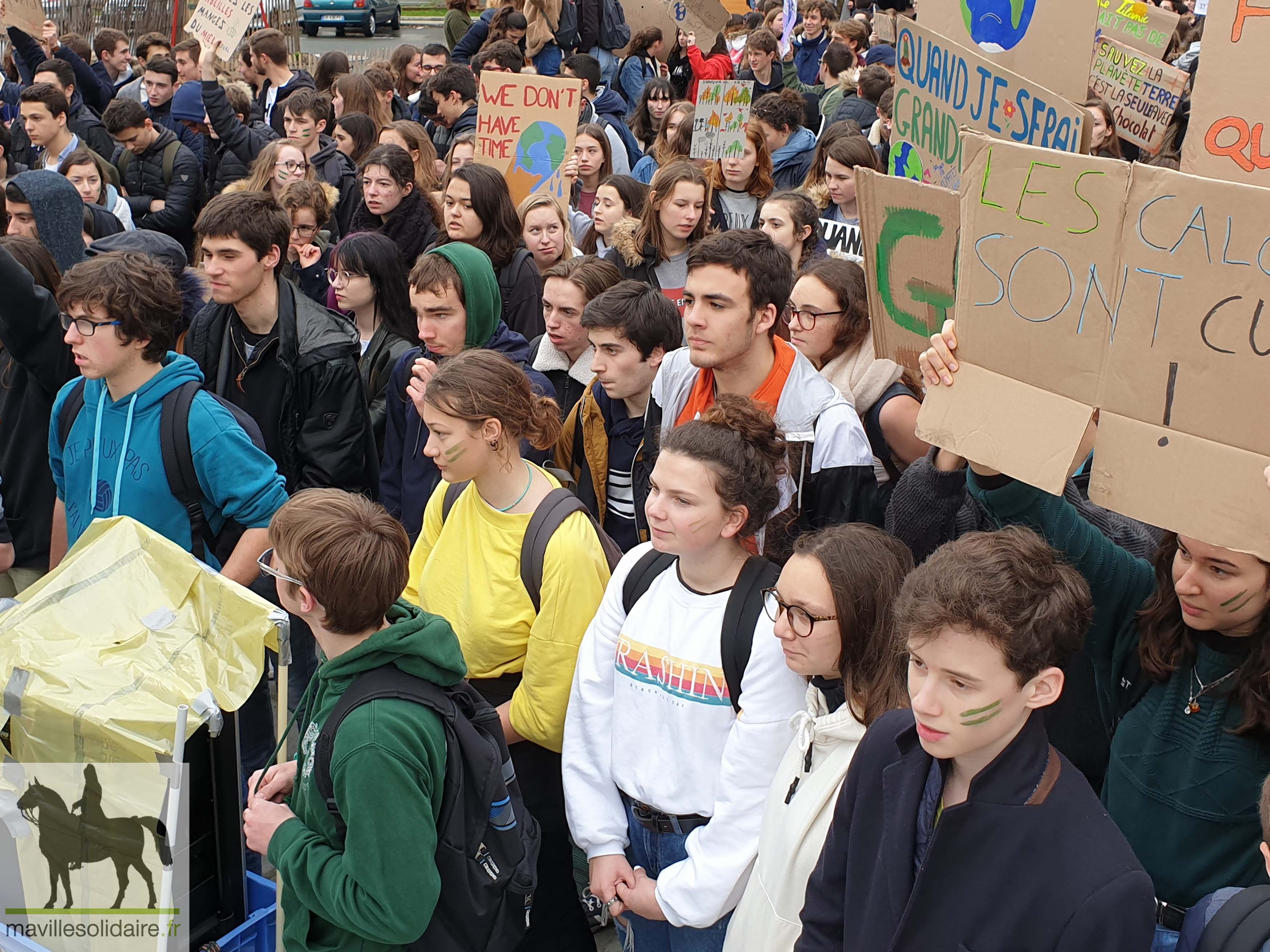 4 Marche pour le climat la roche sur yon étudiants 1 sur 84