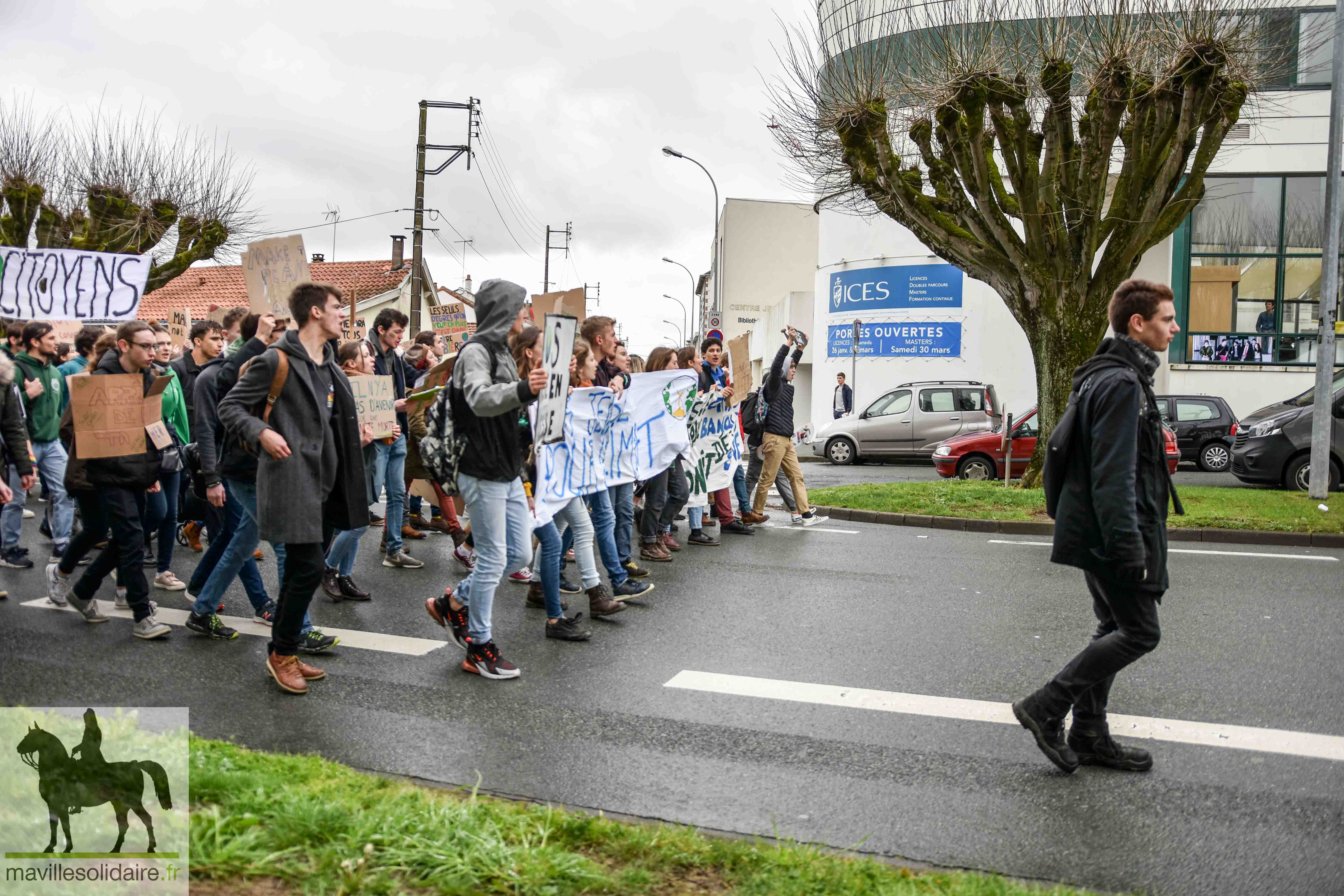 4 Marche pour le climat la roche sur yon étudiants 1 sur 84