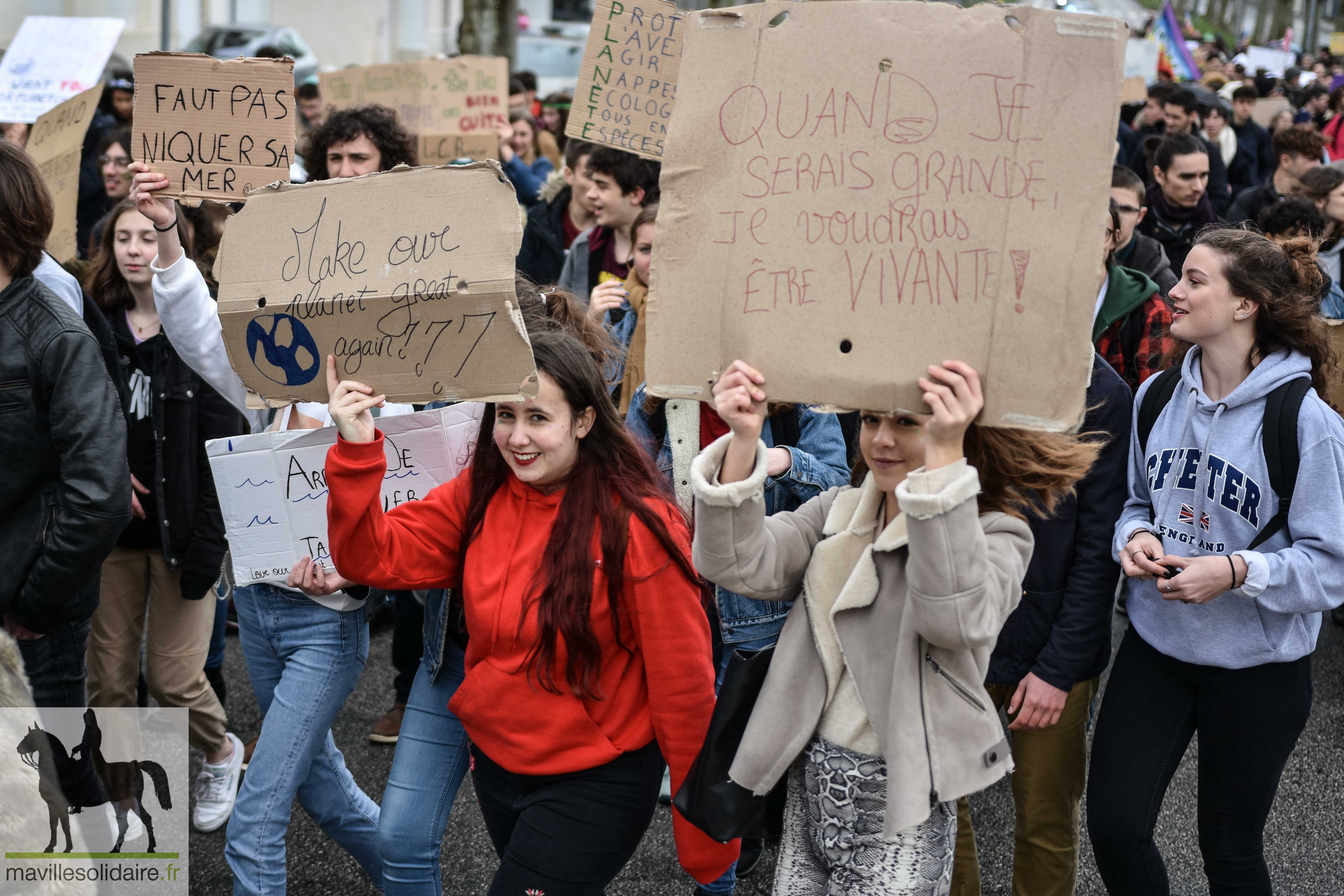 4 Marche pour le climat la roche sur yon étudiants 1 sur 84