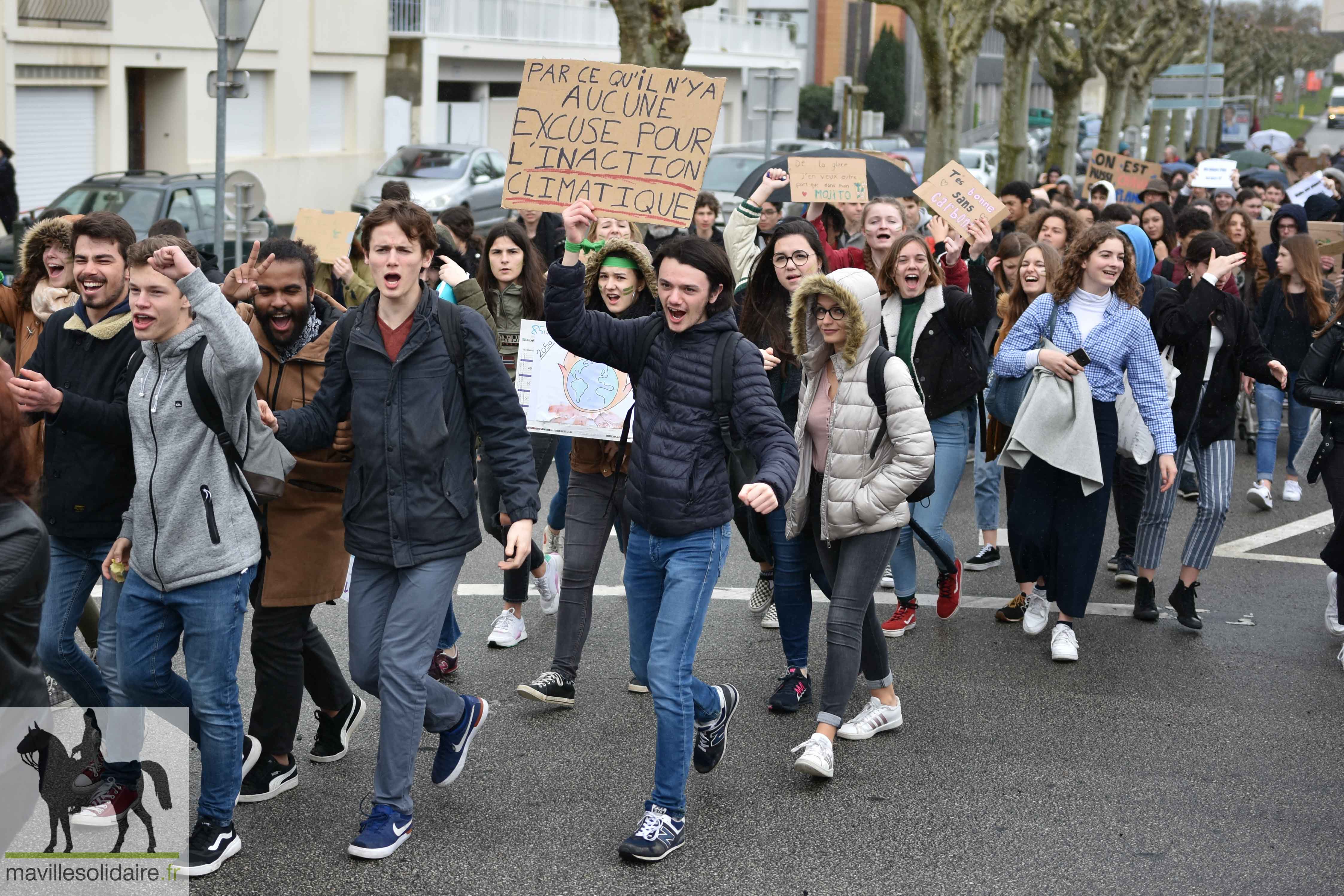 4 Marche pour le climat la roche sur yon étudiants 1 sur 84