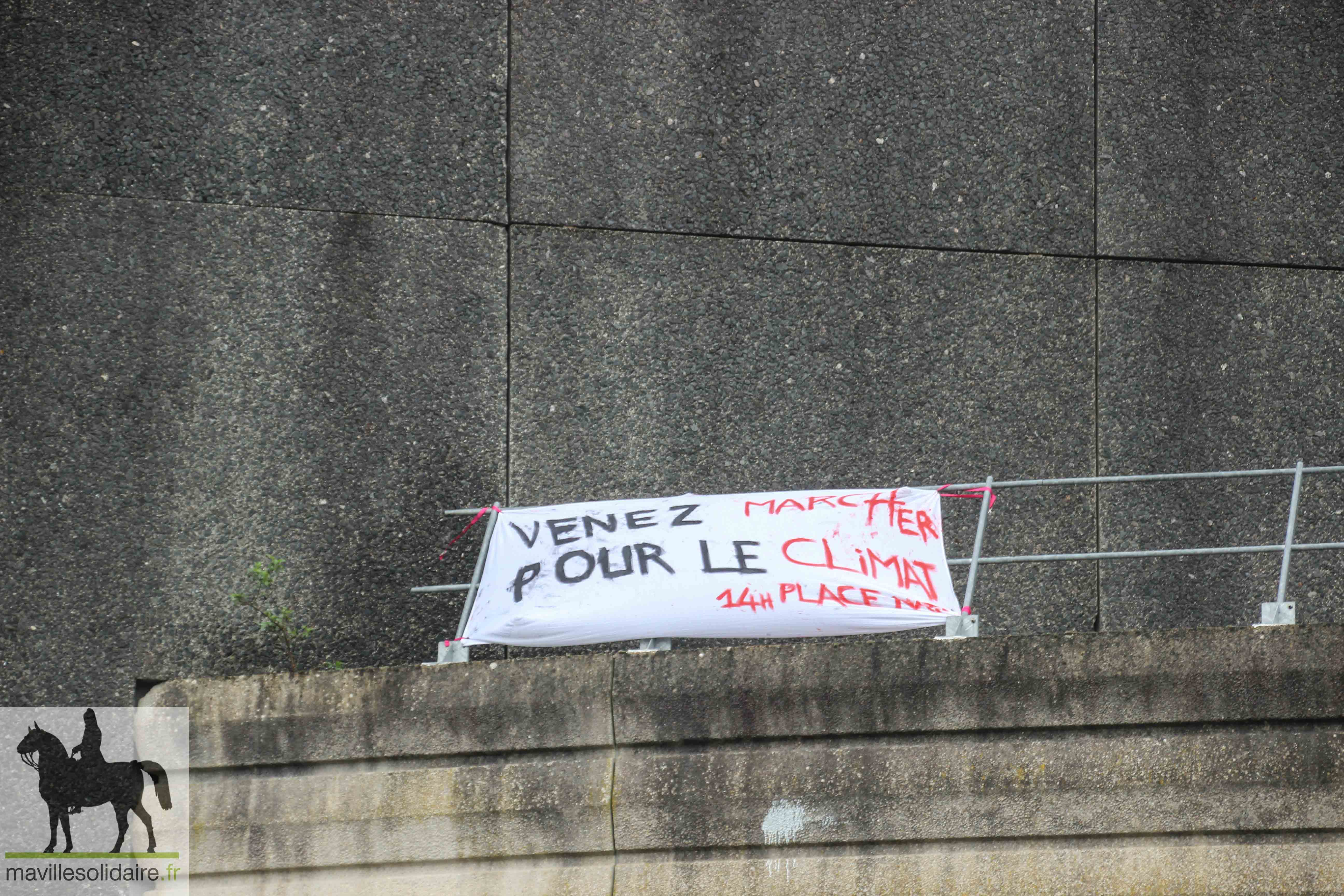 4 Marche pour le climat la roche sur yon étudiants 1 sur 84