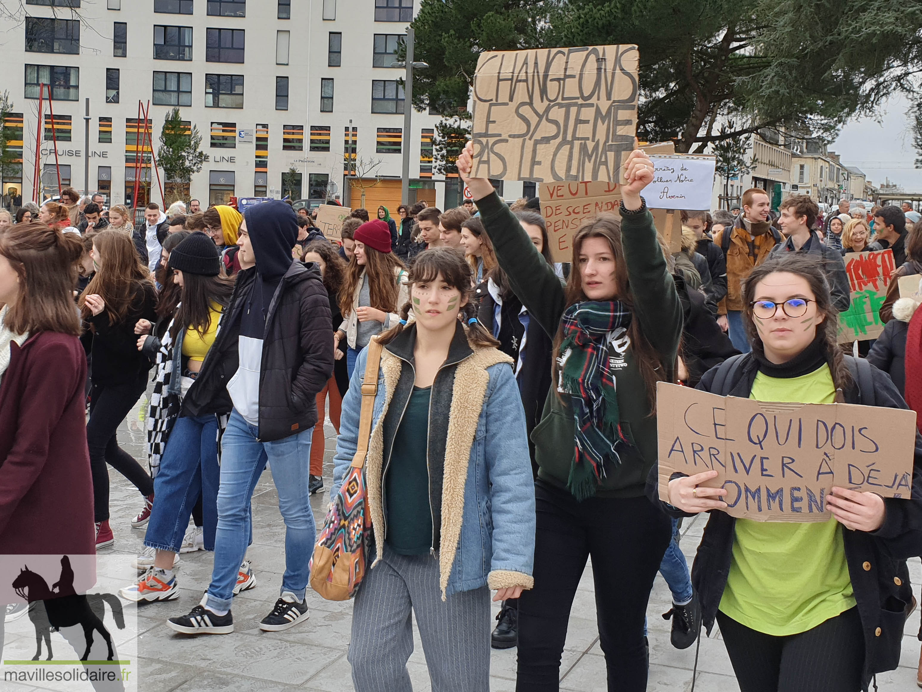 4 Marche pour le climat la roche sur yon étudiants 1 sur 84