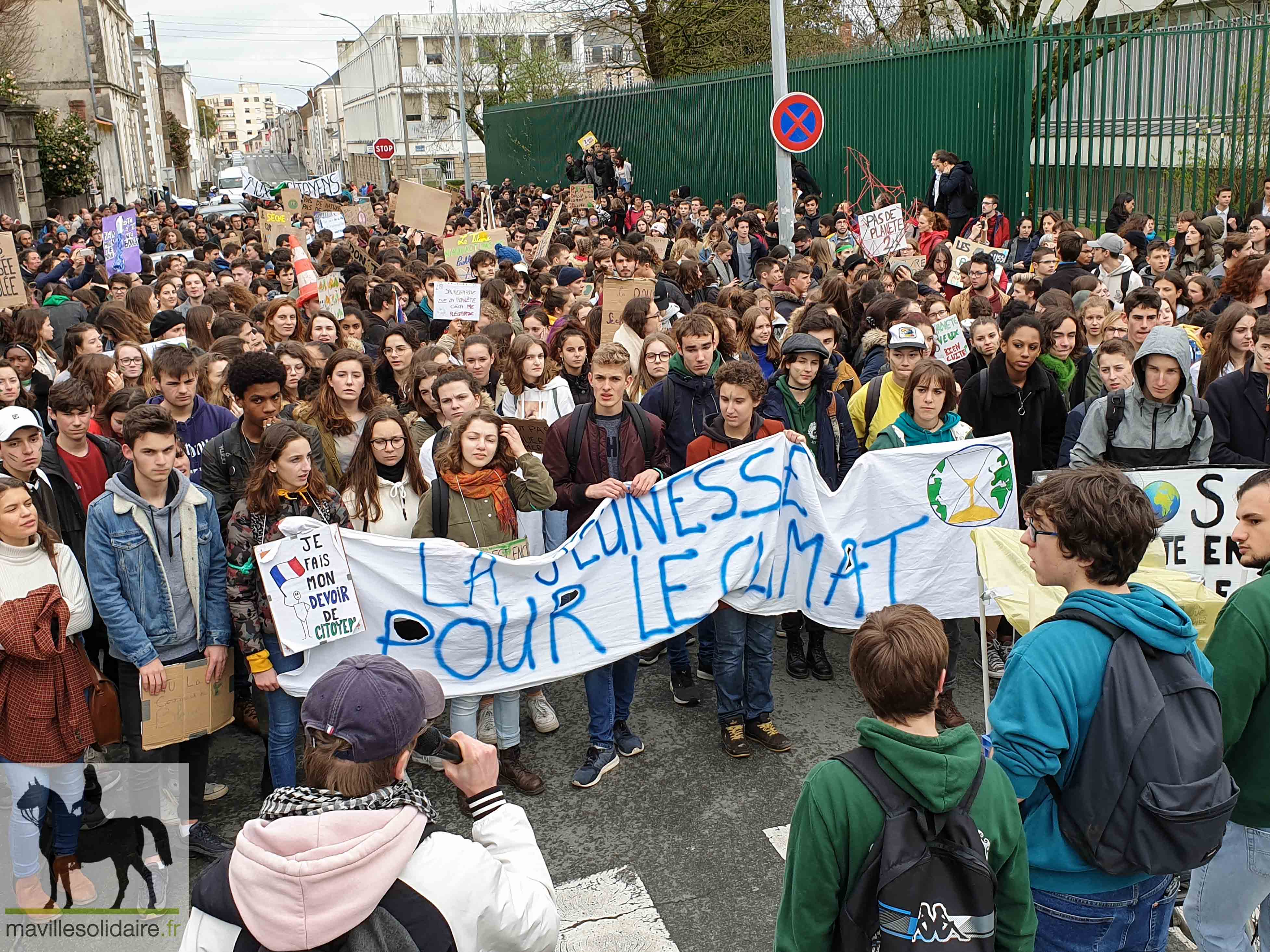 4 Marche pour le climat la roche sur yon étudiants 1 sur 84