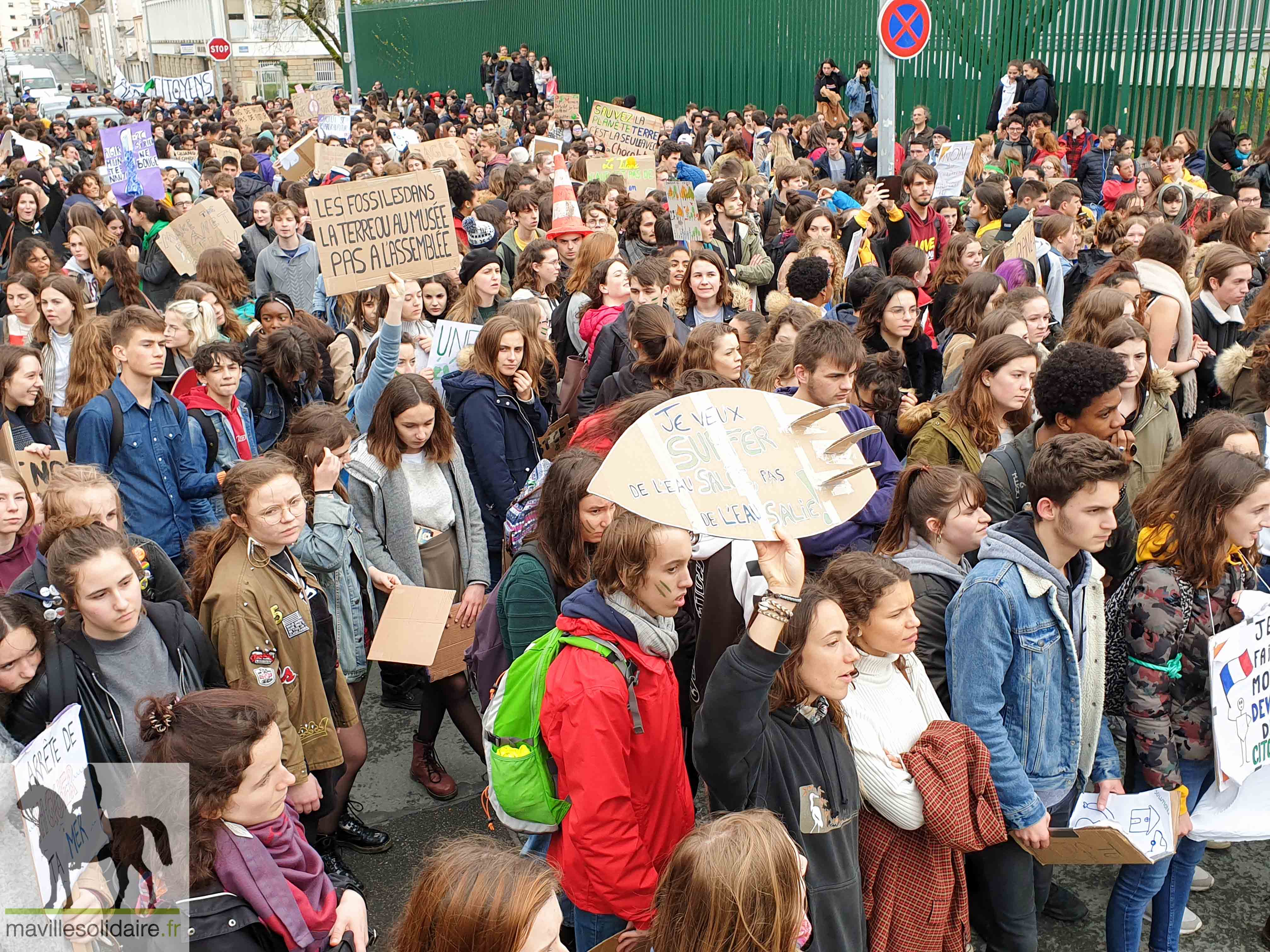 4 Marche pour le climat la roche sur yon étudiants 1 sur 84