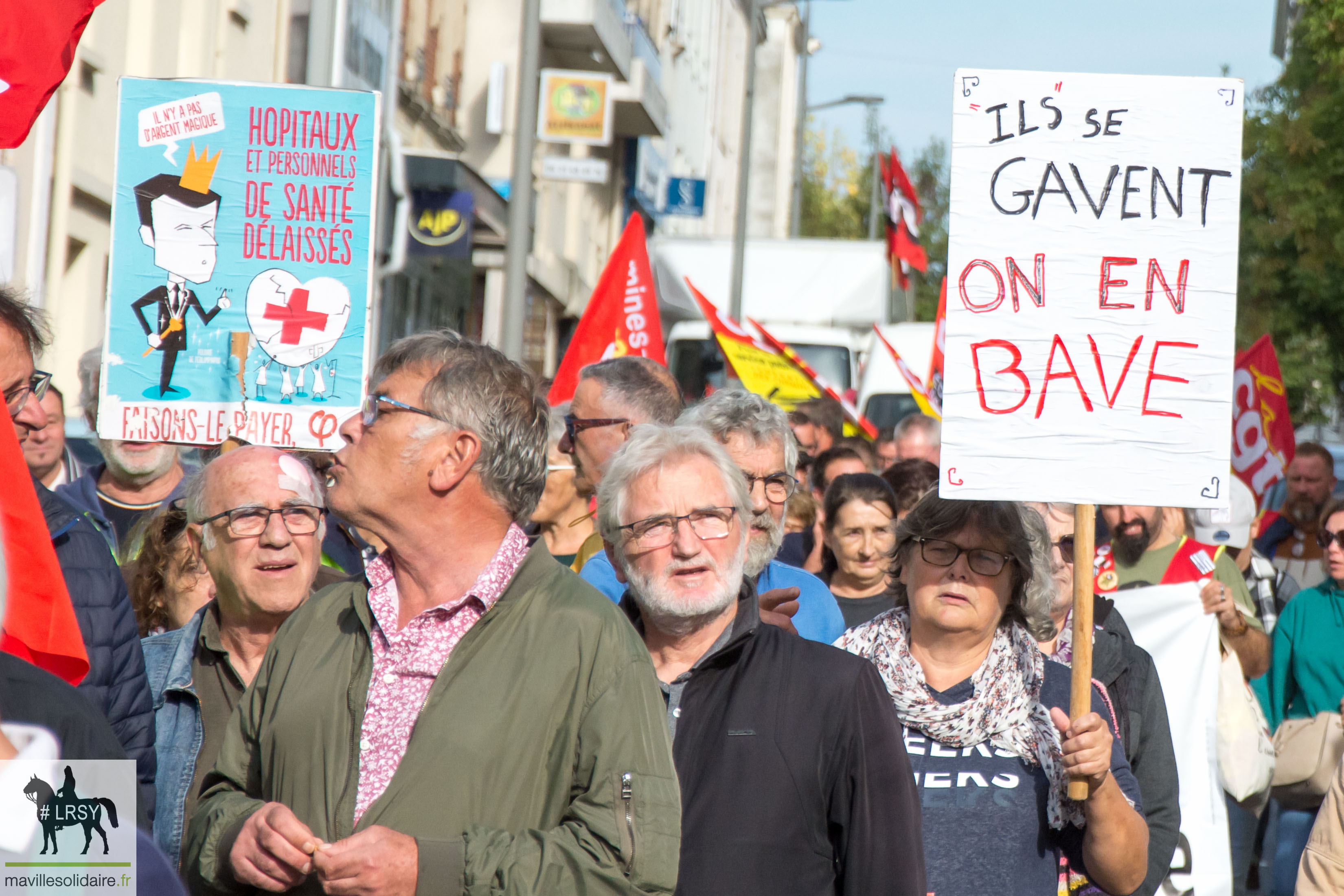 Manifestation 18 octobre 2022 LRSY mavillesolidaire.fr La Roche sur Yon 11