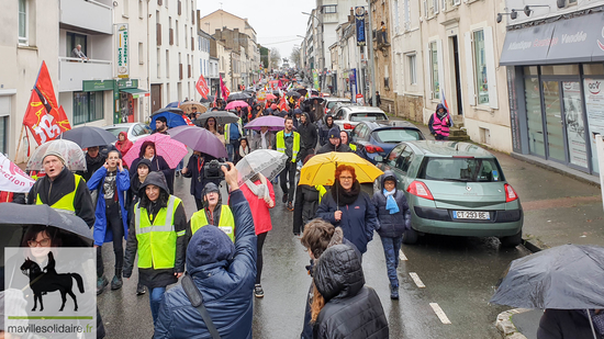 MANIFESTATION CONTRE LE PROJET DE RETAITES 17 DECEMBRE 10