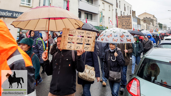 MANIFESTATION CONTRE LE PROJET DE RETAITES 17 DECEMBRE 10