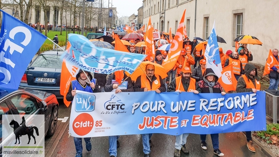 MANIFESTATION CONTRE LE PROJET DE RETAITES 17 DECEMBRE 10