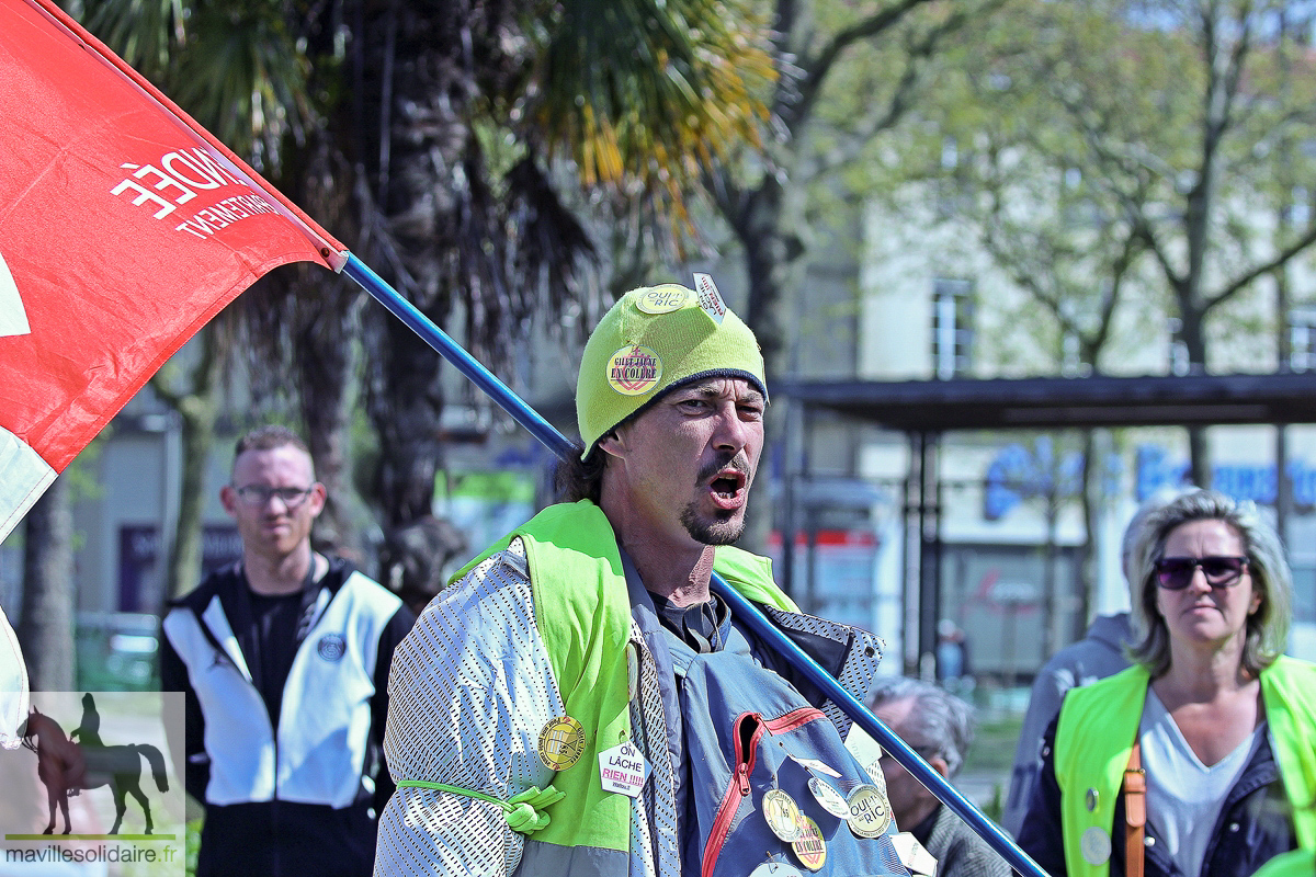 LIBERTE DE MANIFESTER 8 sur 21