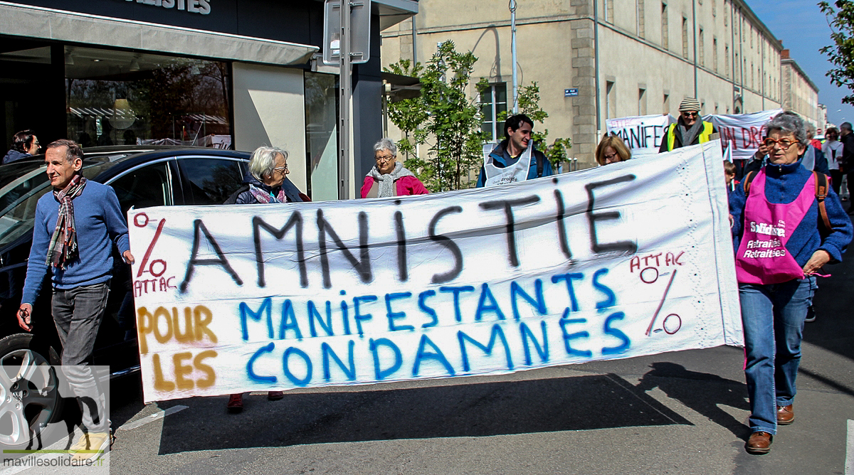 LIBERTE DE MANIFESTER 8 sur 21