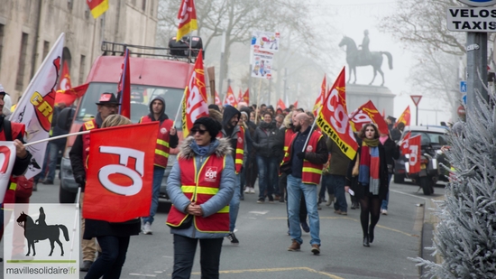 MANIFESTATION RETRAITE LA ROCHE SUR YON 10