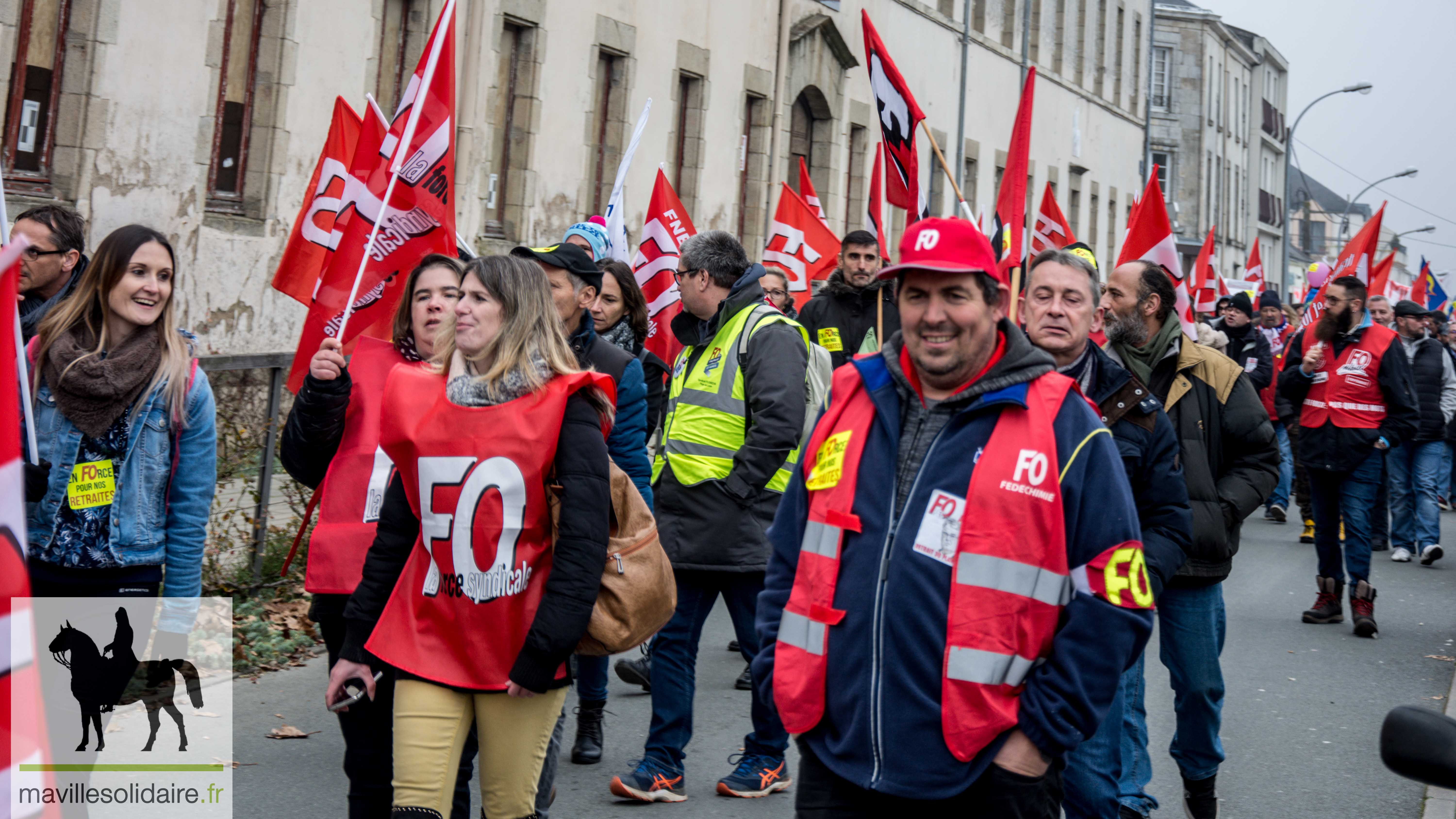 MANIFESTATION RETRAITE LA ROCHE SUR YON 10