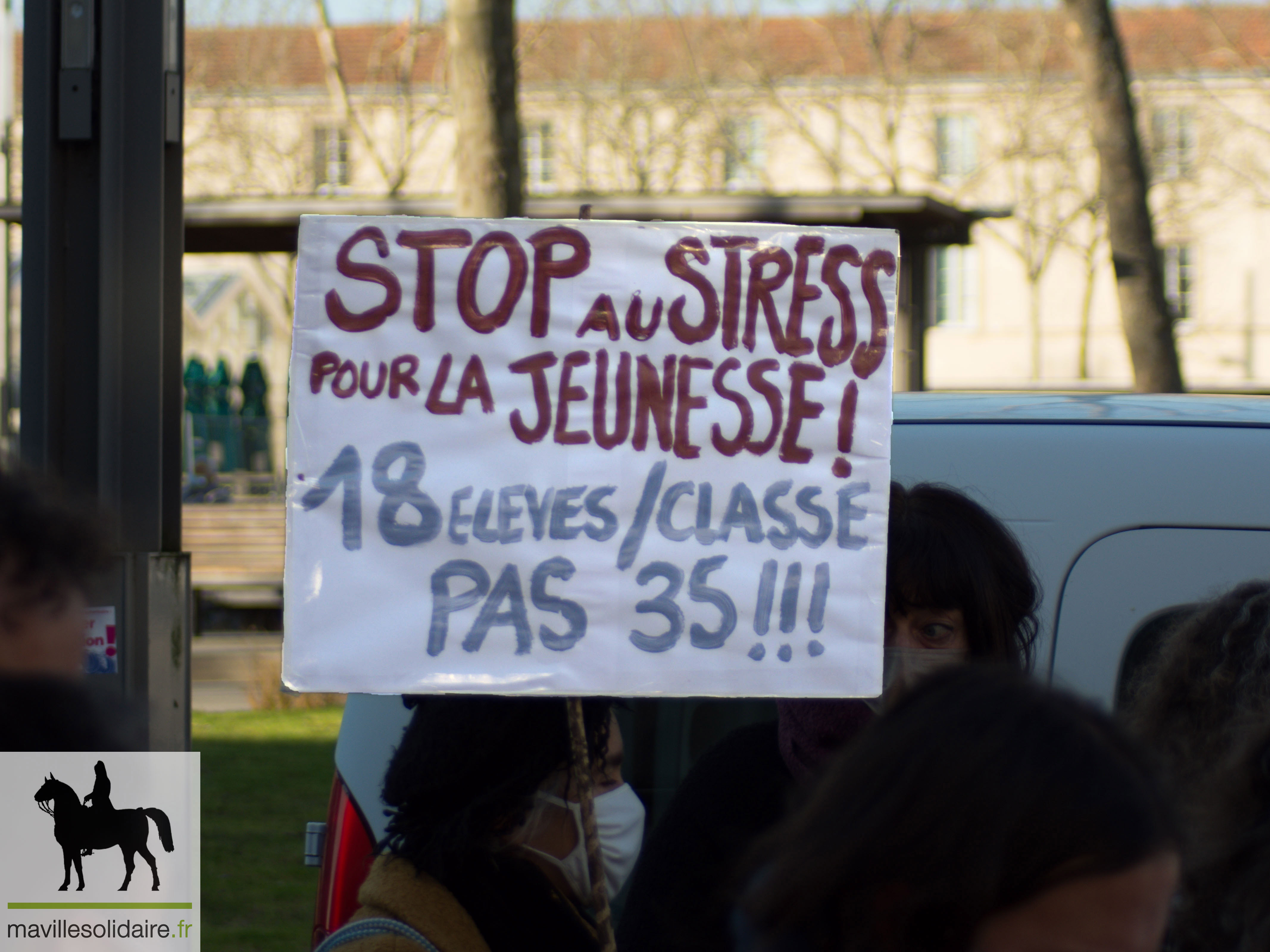 Lécole en colère la Roche sur Yon mavillesolidaire.fr 1 9