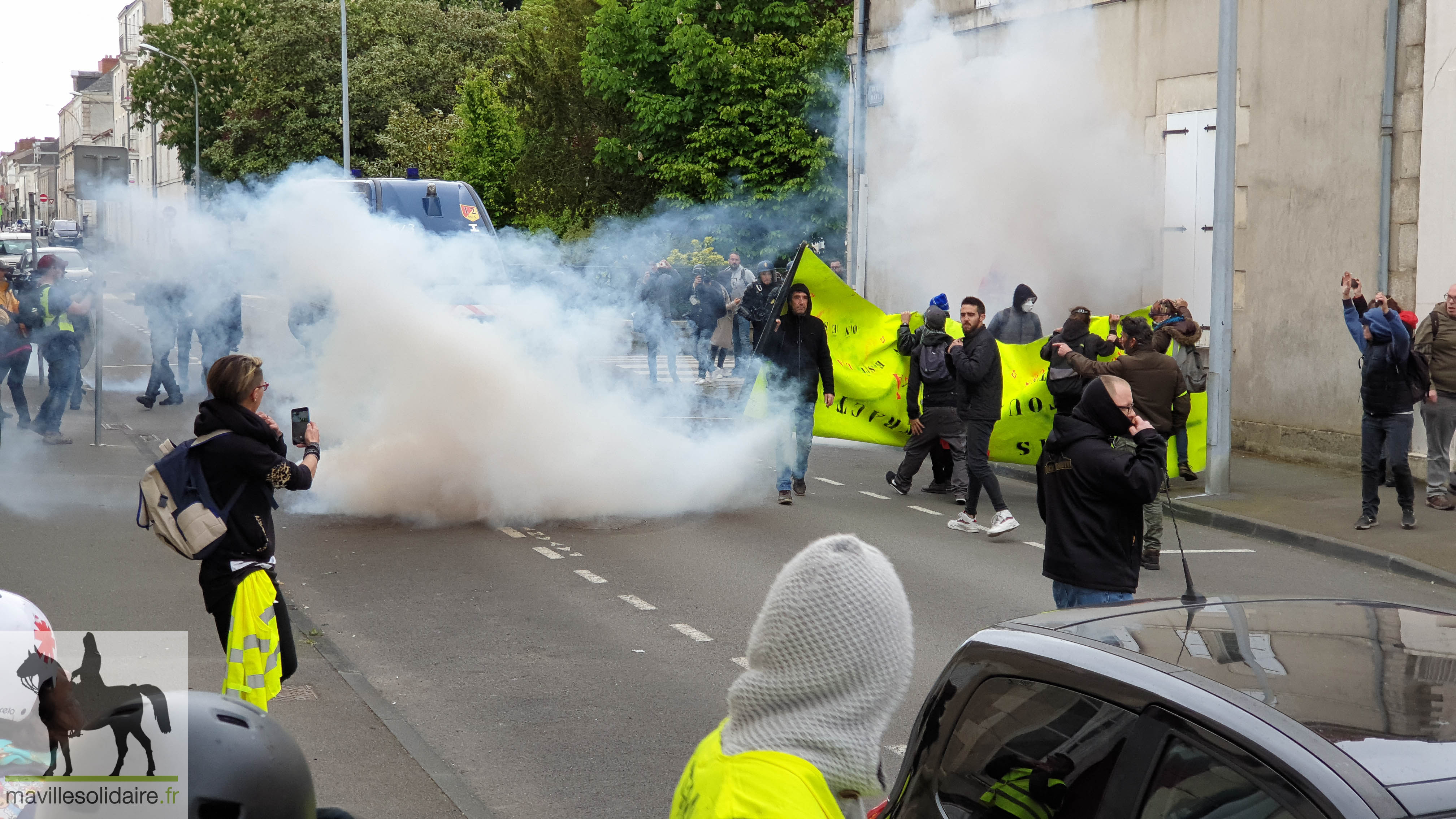 GILETS JAUNES LA ROCHE SUR YON 4 MAI 2019 1 sur 44