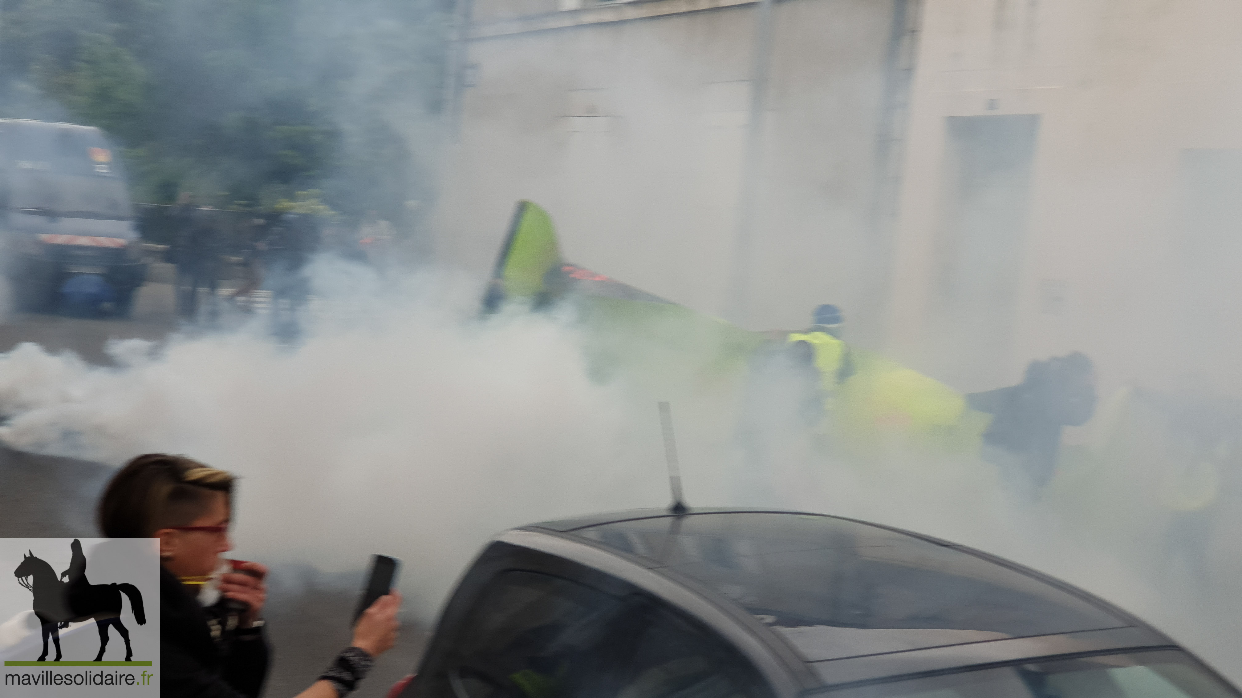 GILETS JAUNES LA ROCHE SUR YON 4 MAI 2019 1 sur 44