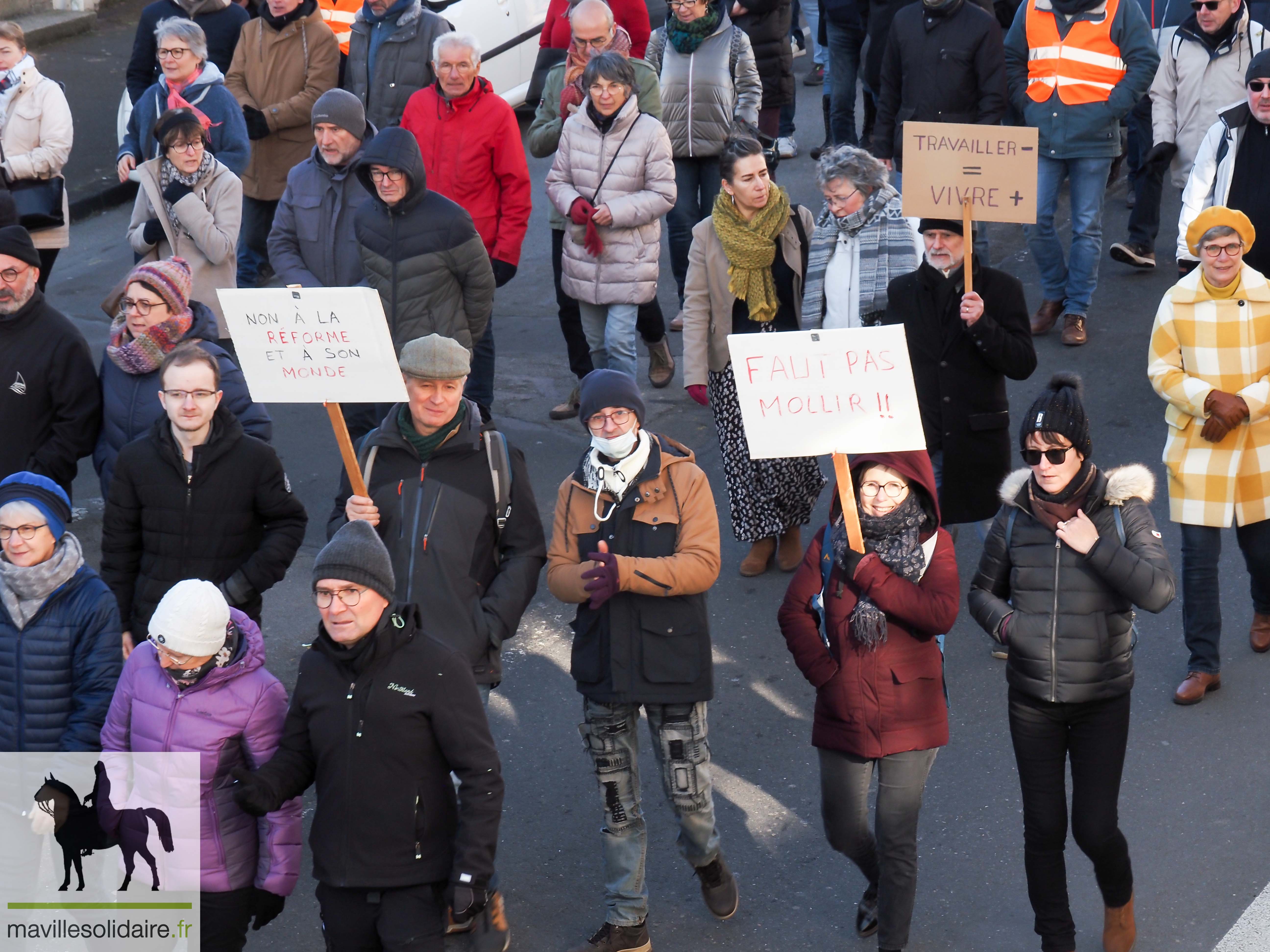 11 FEVRIER 2023 MANIF RESTRAITES LA ROCHE SUR YON mavillesolidaire.fr 1 19