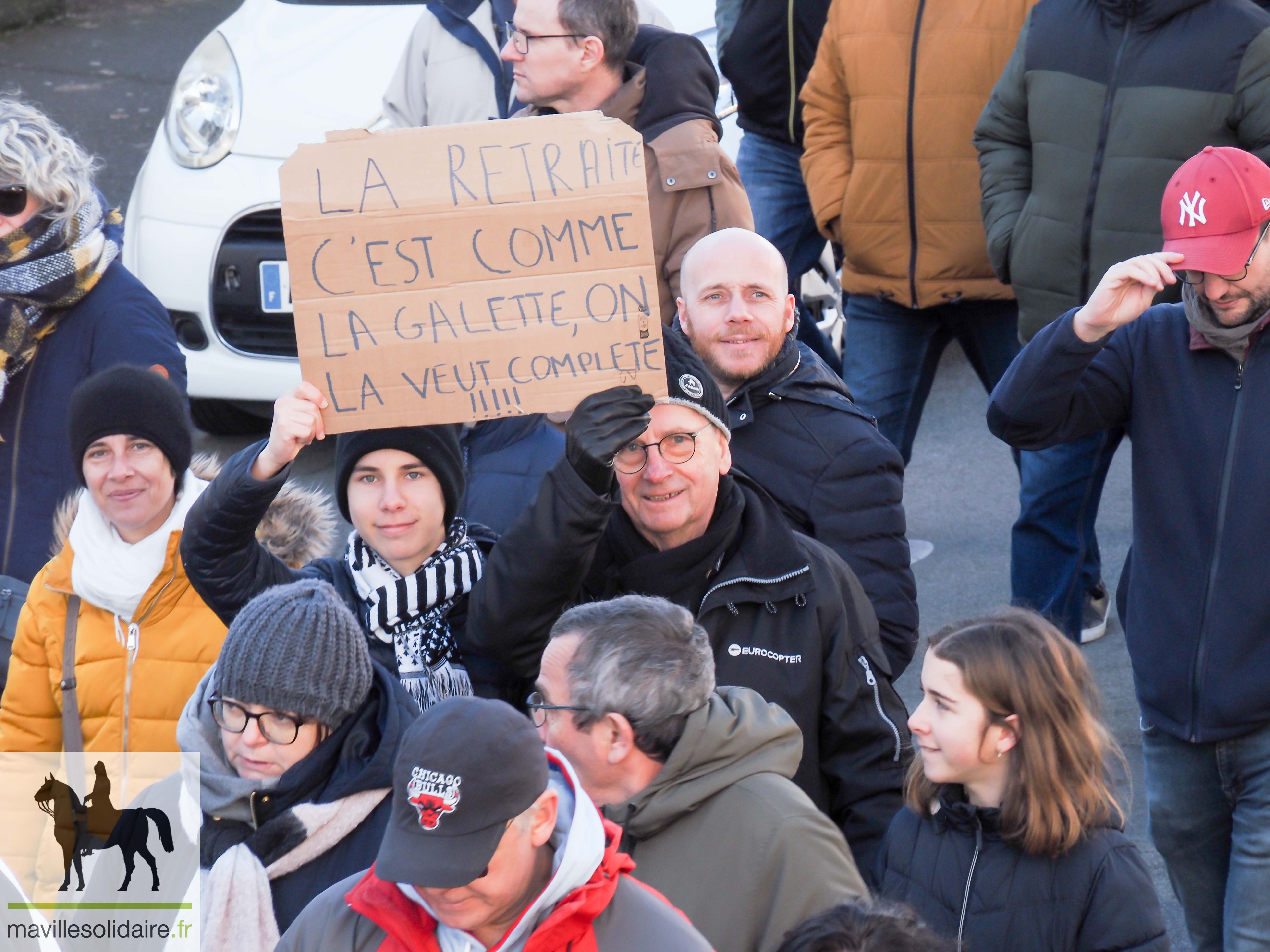 11 FEVRIER 2023 MANIF RESTRAITES LA ROCHE SUR YON mavillesolidaire.fr 1 26