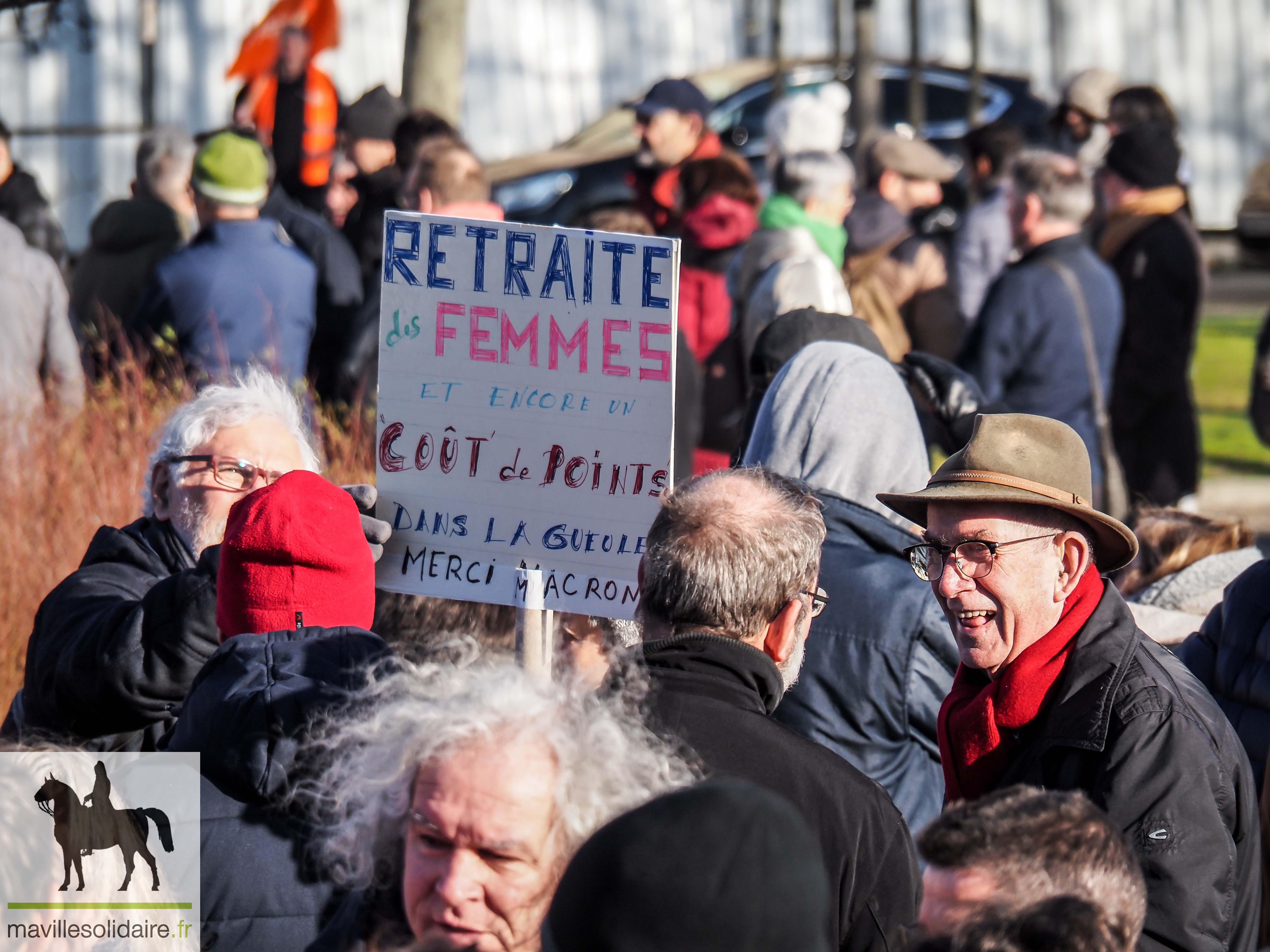 11 FEVRIER 2023 MANIF RESTRAITES LA ROCHE SUR YON mavillesolidaire.fr 1 3