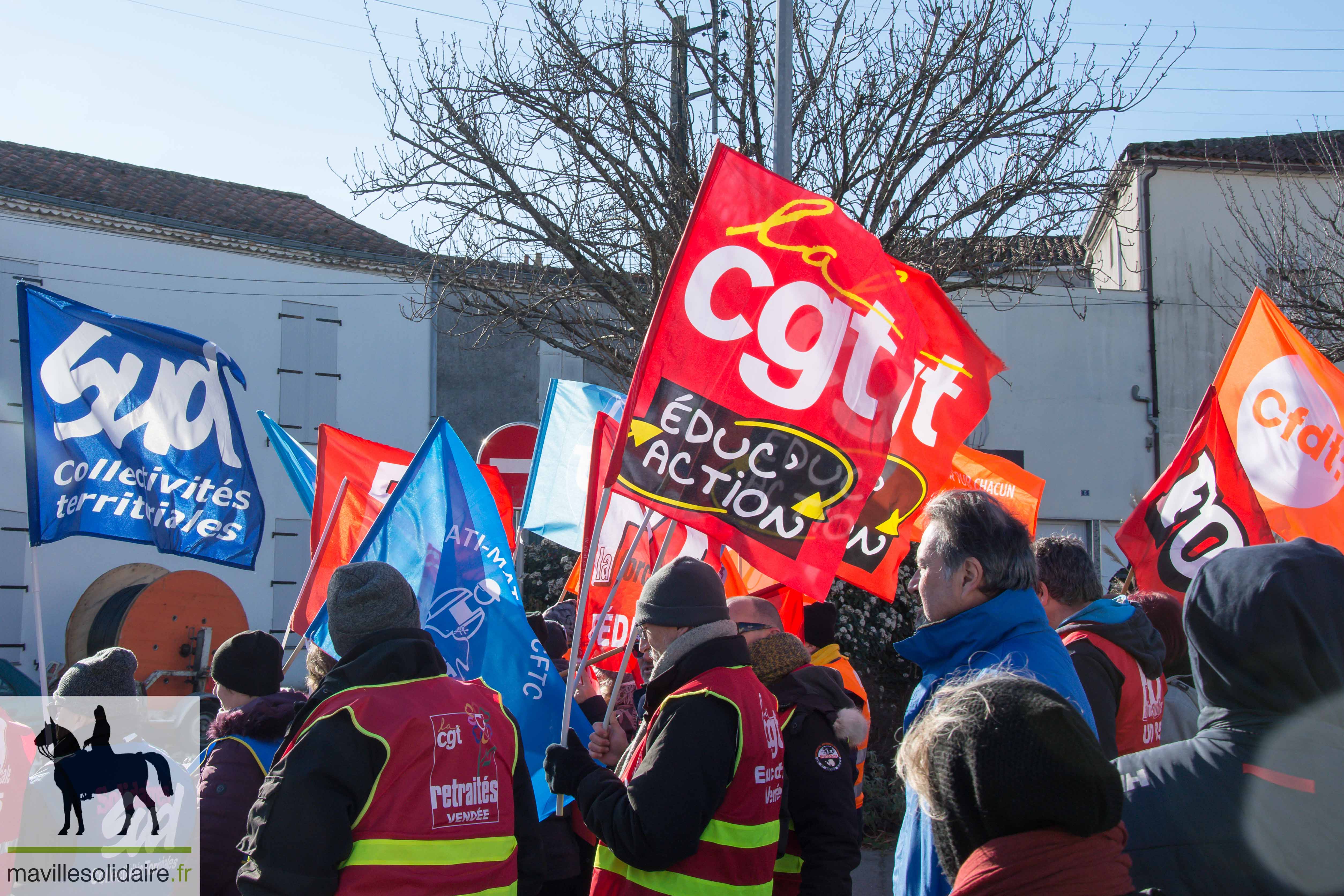 11 FEVRIER 2023 MANIF RESTRAITES LA ROCHE SUR YON mavillesolidaire.fr 1 31