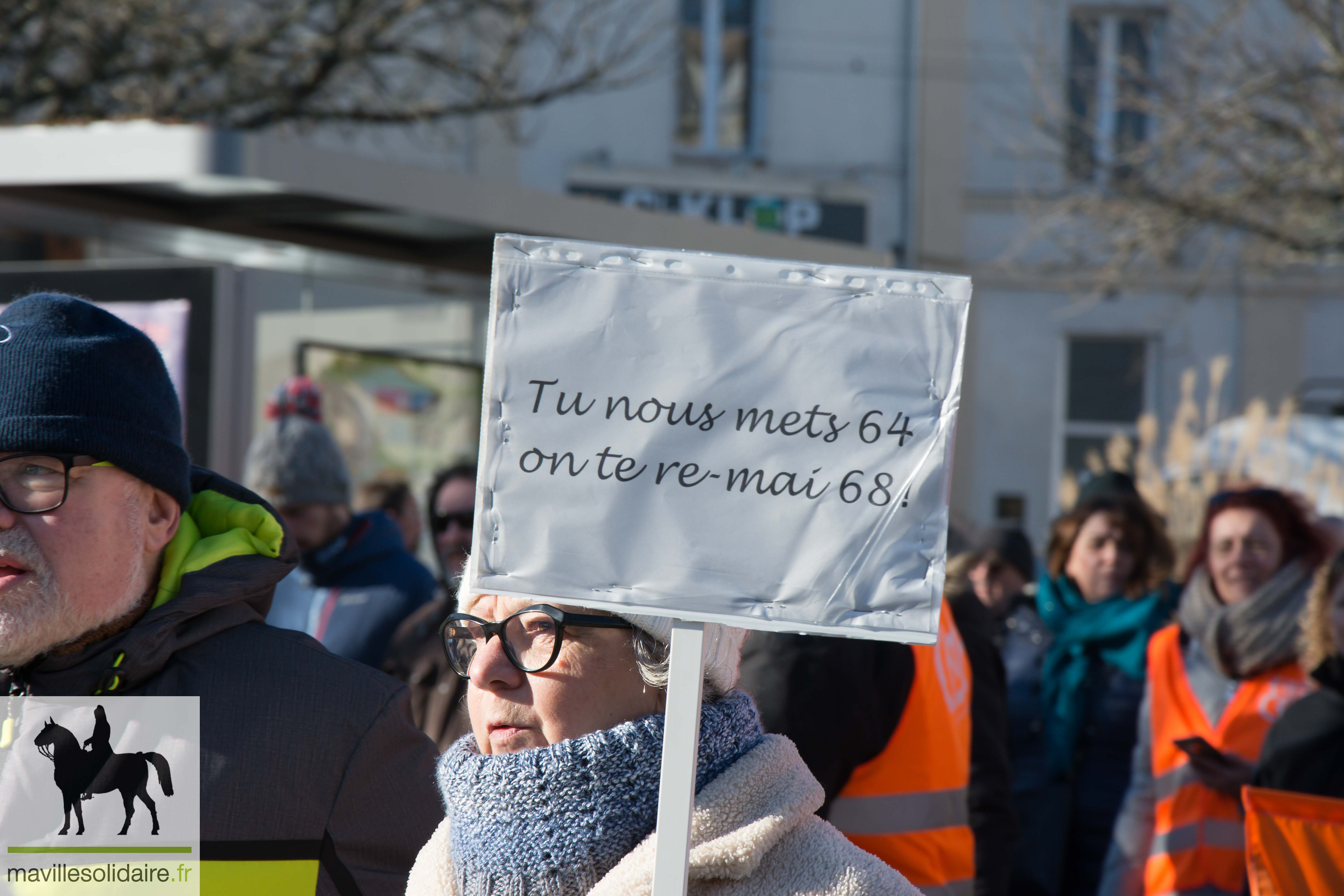 11 FEVRIER 2023 MANIF RESTRAITES LA ROCHE SUR YON mavillesolidaire.fr 1 37