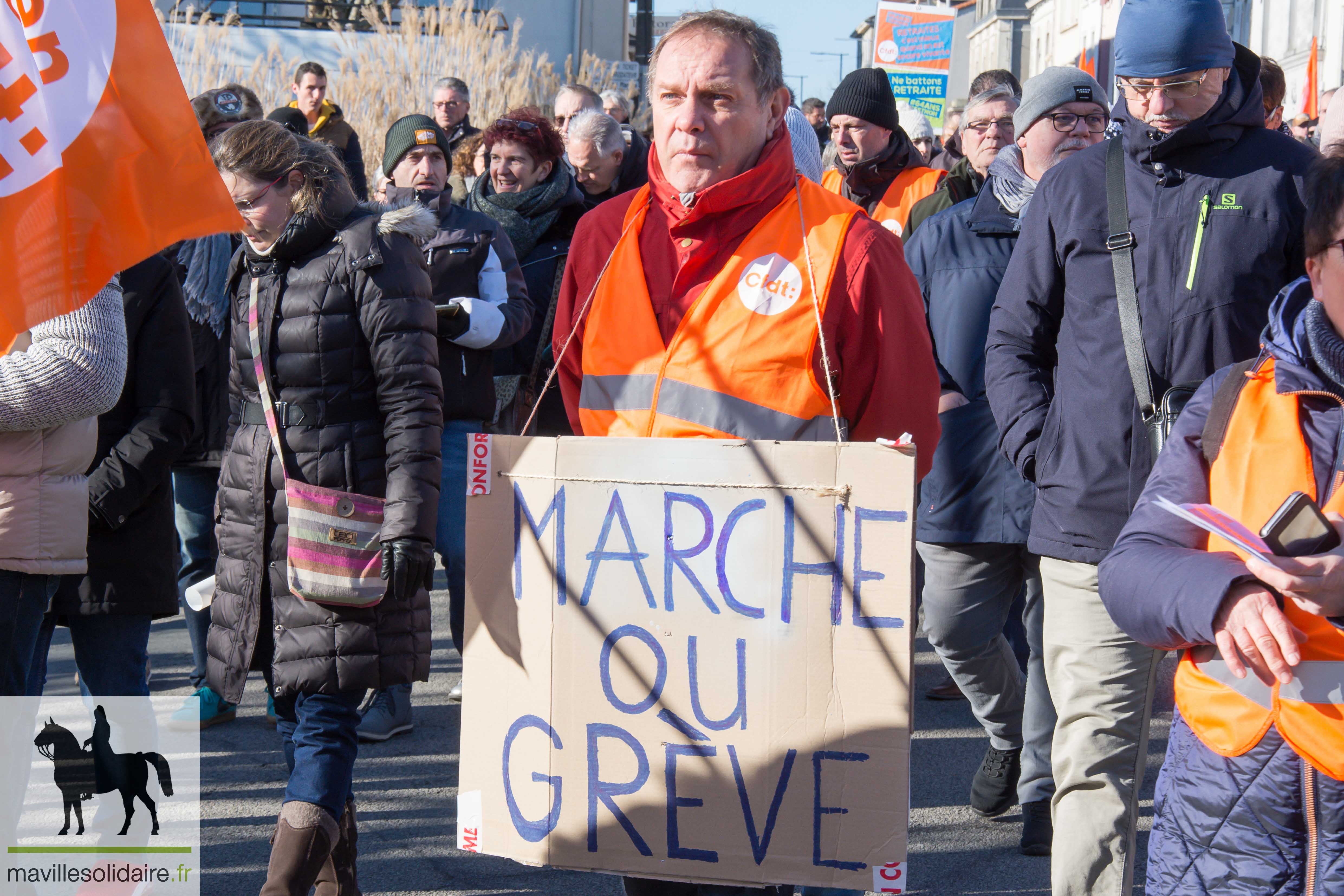 11 FEVRIER 2023 MANIF RESTRAITES LA ROCHE SUR YON mavillesolidaire.fr 1 39