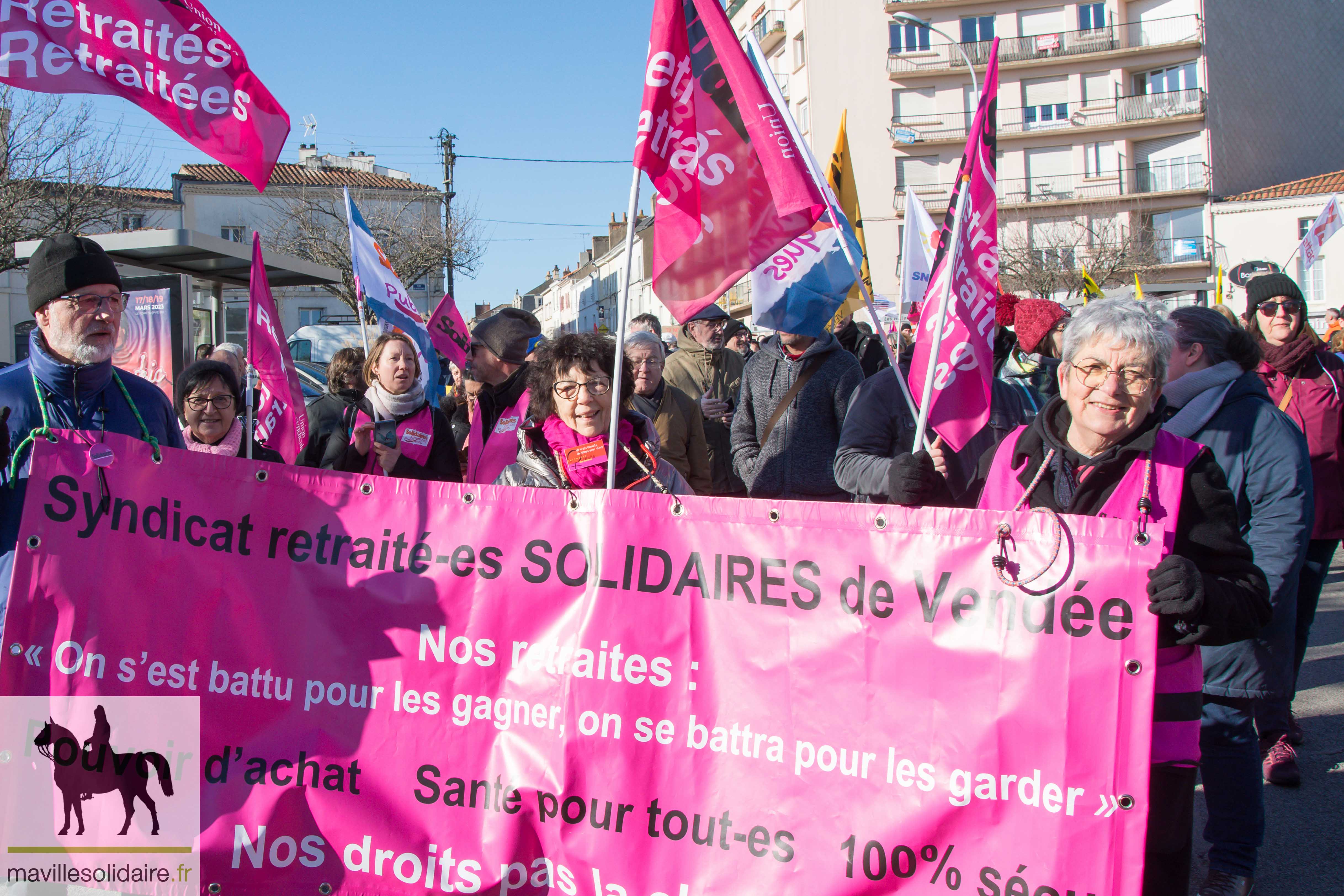 11 FEVRIER 2023 MANIF RESTRAITES LA ROCHE SUR YON mavillesolidaire.fr 1 43