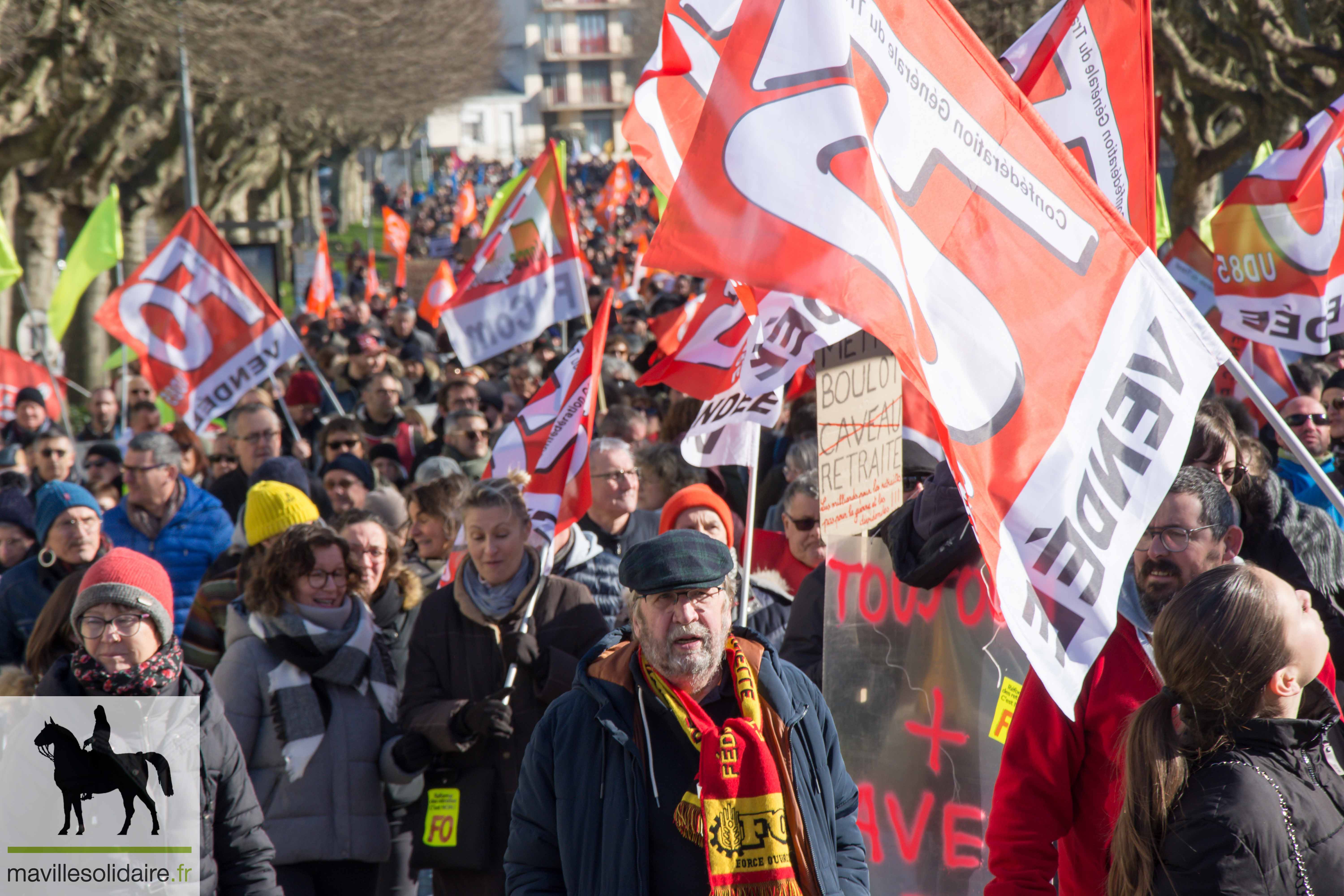 11 FEVRIER 2023 MANIF RESTRAITES LA ROCHE SUR YON mavillesolidaire.fr 1 54