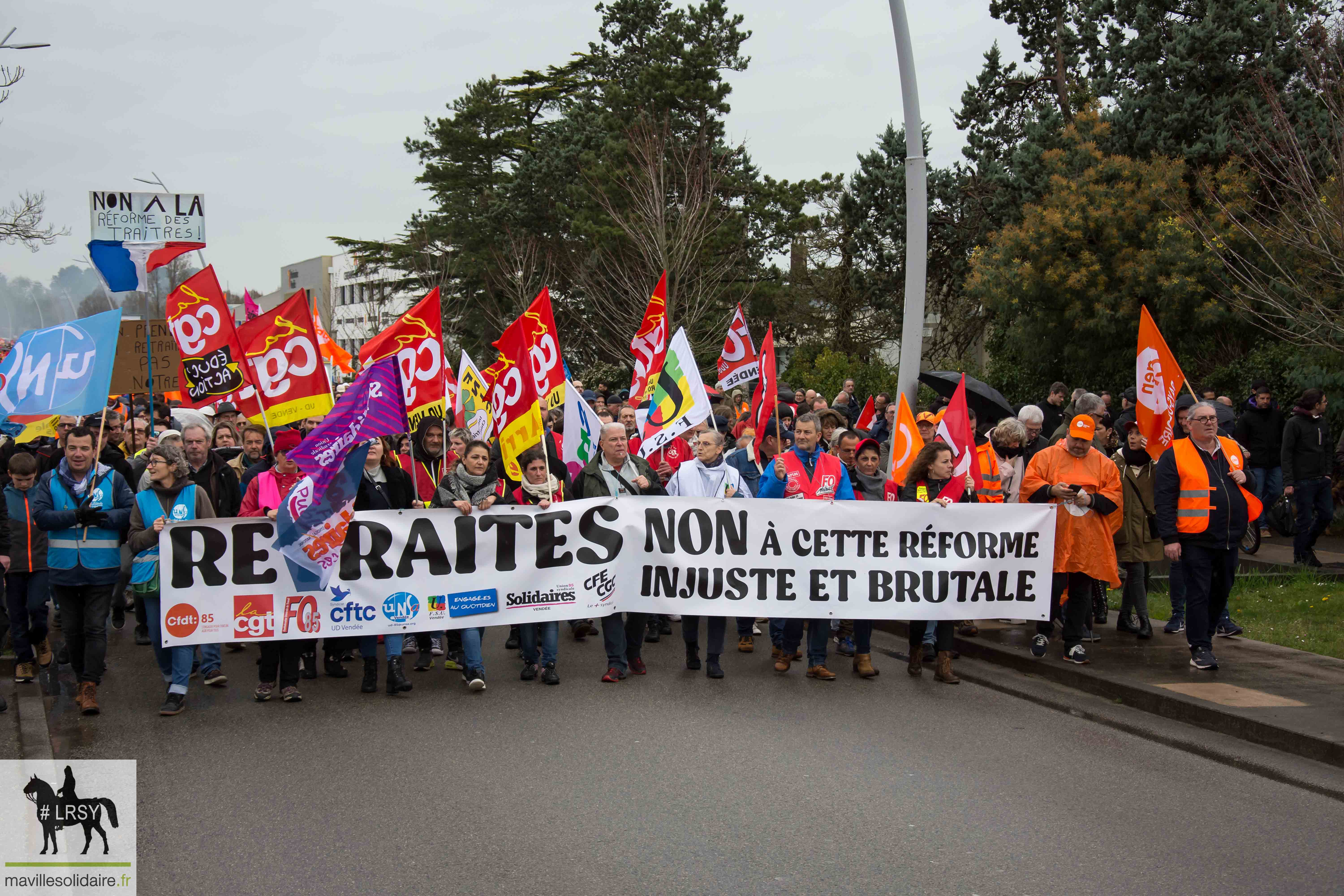 RETRAITE MANIFESTATION DU JEUDI 23 MARS 2023 MAVILLESOLIDAIRE La Roche sur Yon 28