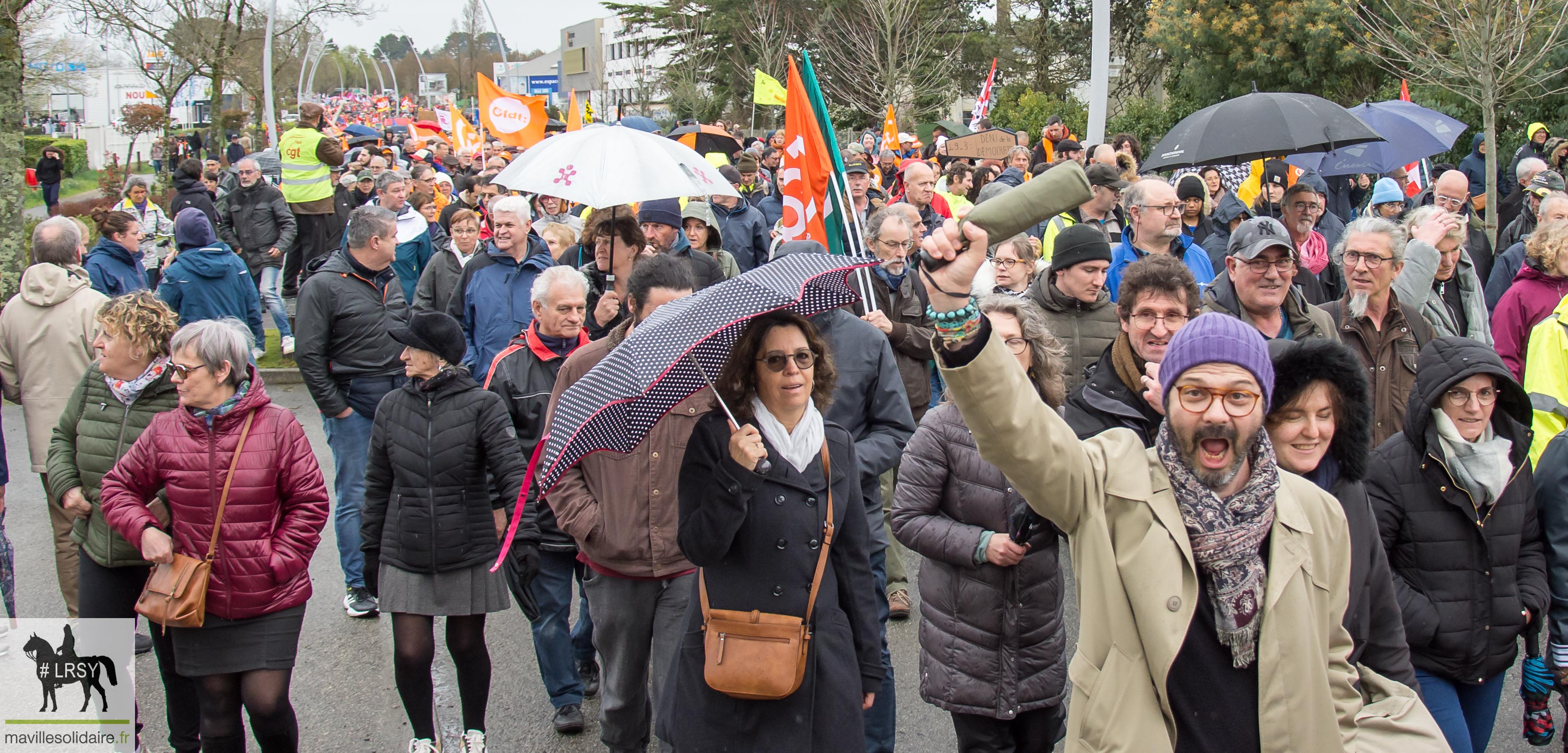 RETRAITE MANIFESTATION DU JEUDI 23 MARS 2023 MAVILLESOLIDAIRE La Roche sur Yon 32