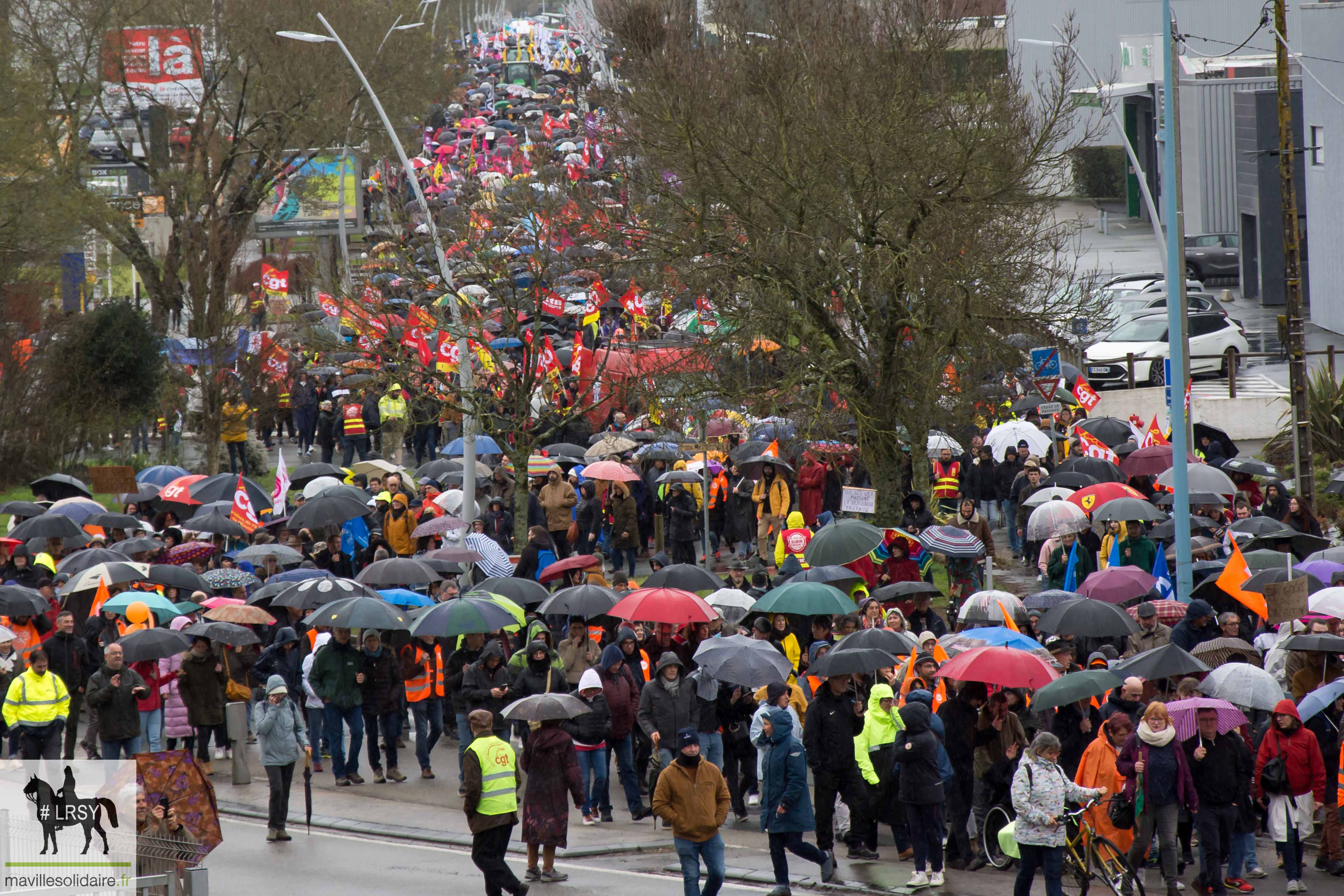 RETRAITE MANIFESTATION DU JEUDI 23 MARS 2023 MAVILLESOLIDAIRE La Roche sur Yon 40