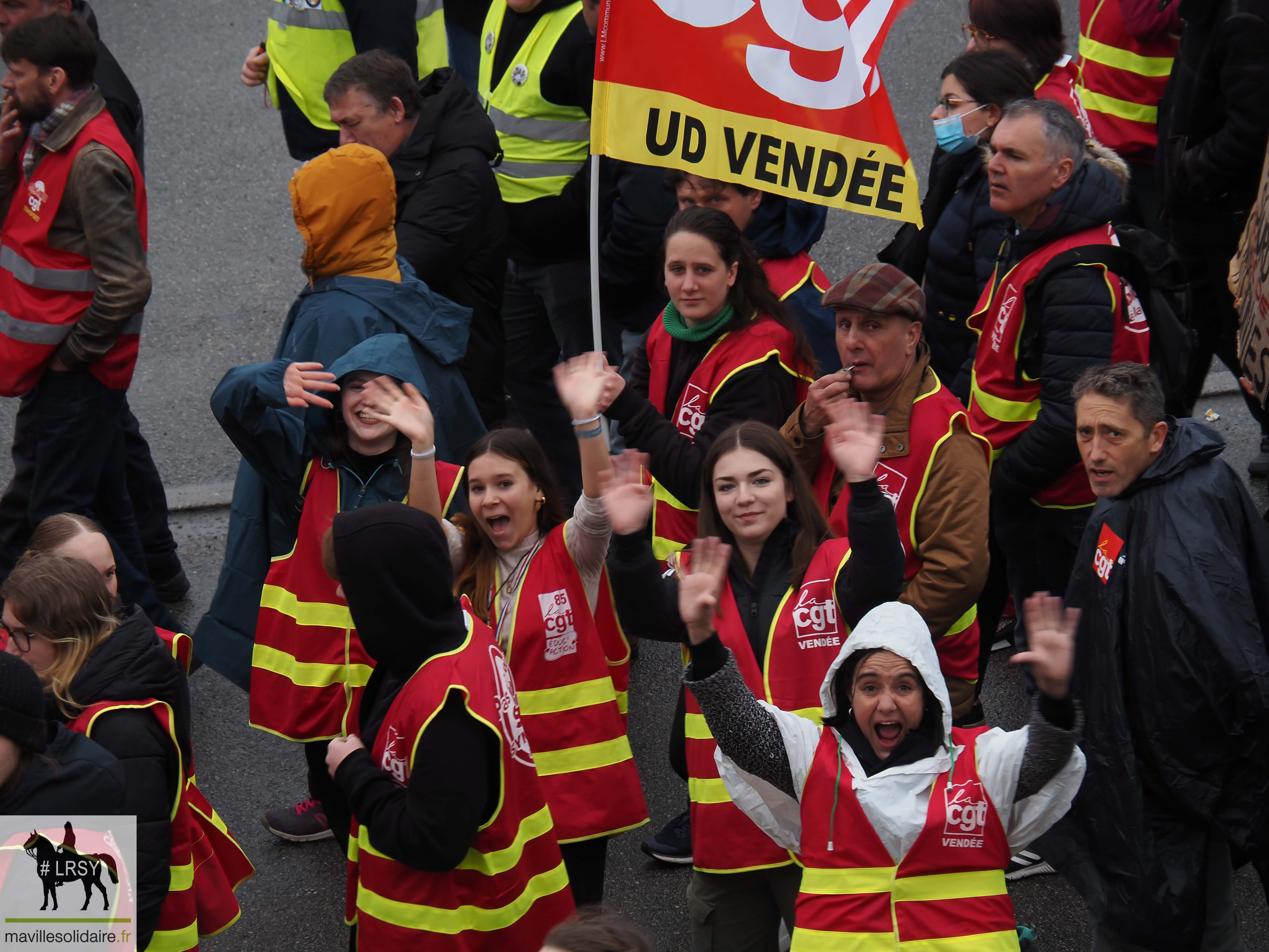 RETRAITE MANIFESTATION DU JEUDI 23 MARS 2023 MAVILLESOLIDAIRE La Roche sur Yon D 15