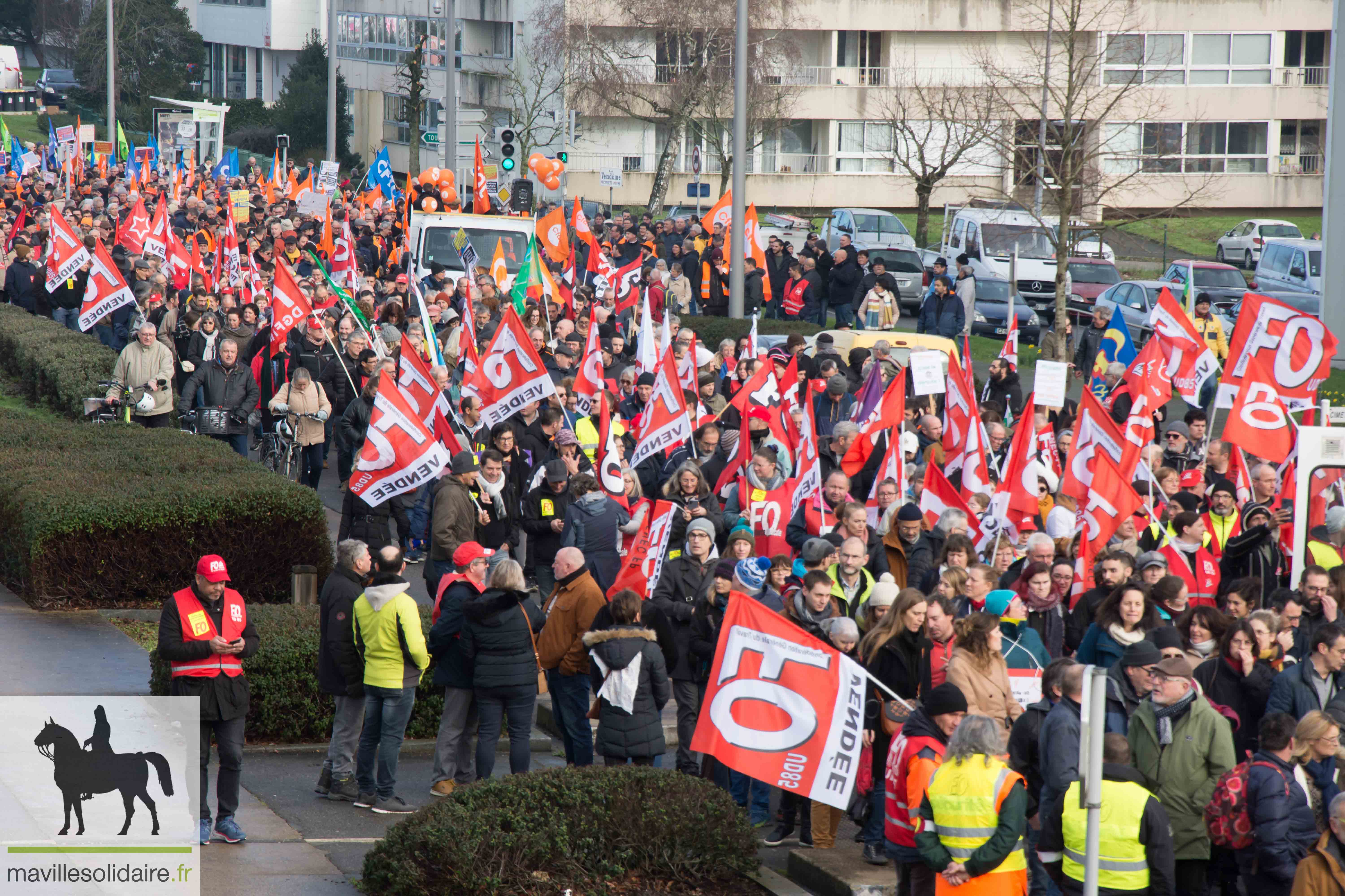 MANIFESTATION CONTRE LES RETRAITES 31 JANVIER 2023 LA ROCHE SUR YON mavillesolidaire.fr 18