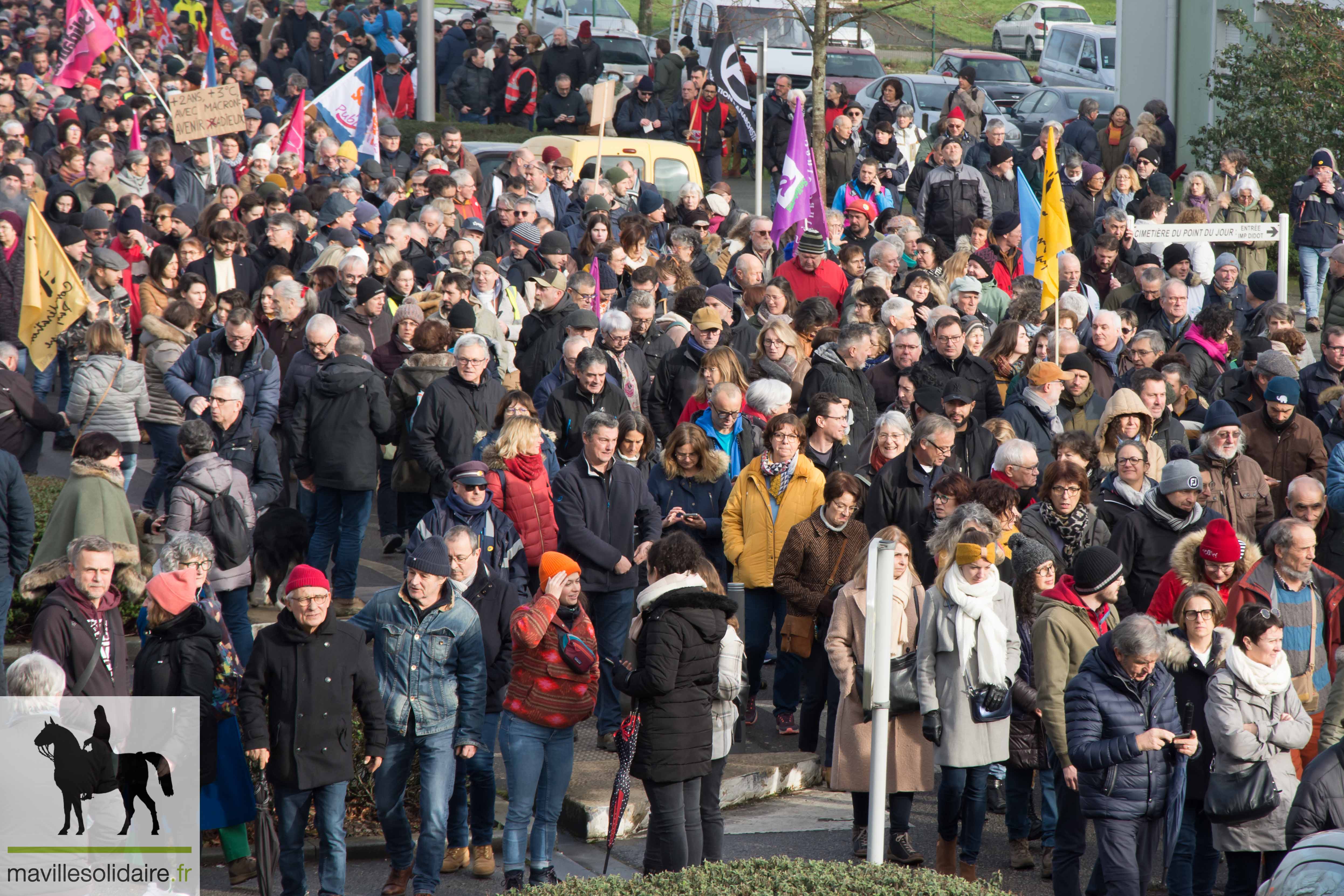 MANIFESTATION CONTRE LES RETRAITES 31 JANVIER 2023 LA ROCHE SUR YON mavillesolidaire.fr 7