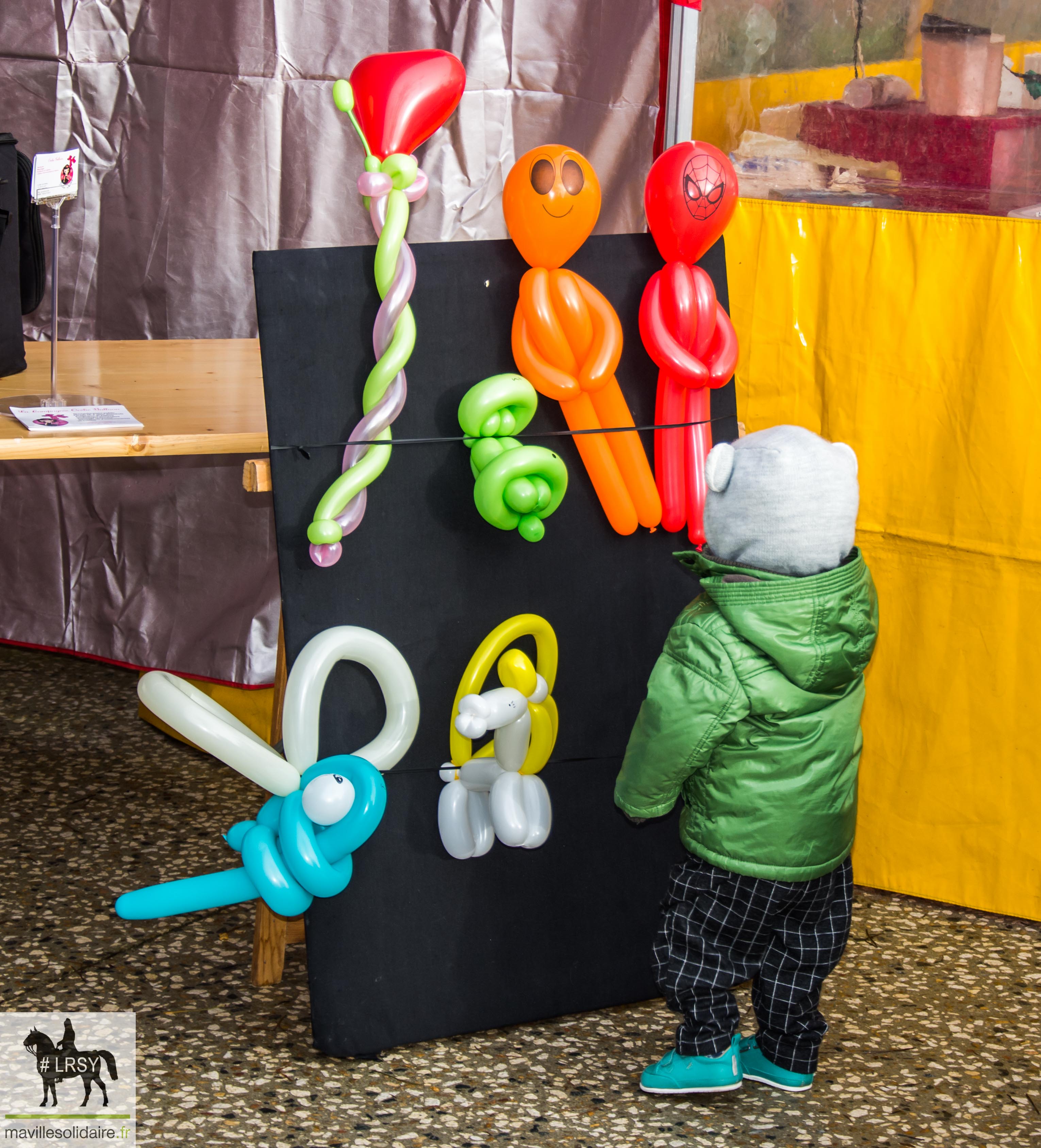 Marché de Noel 2022 le Bourg LRSY mavillesolidaire.fr 1 7