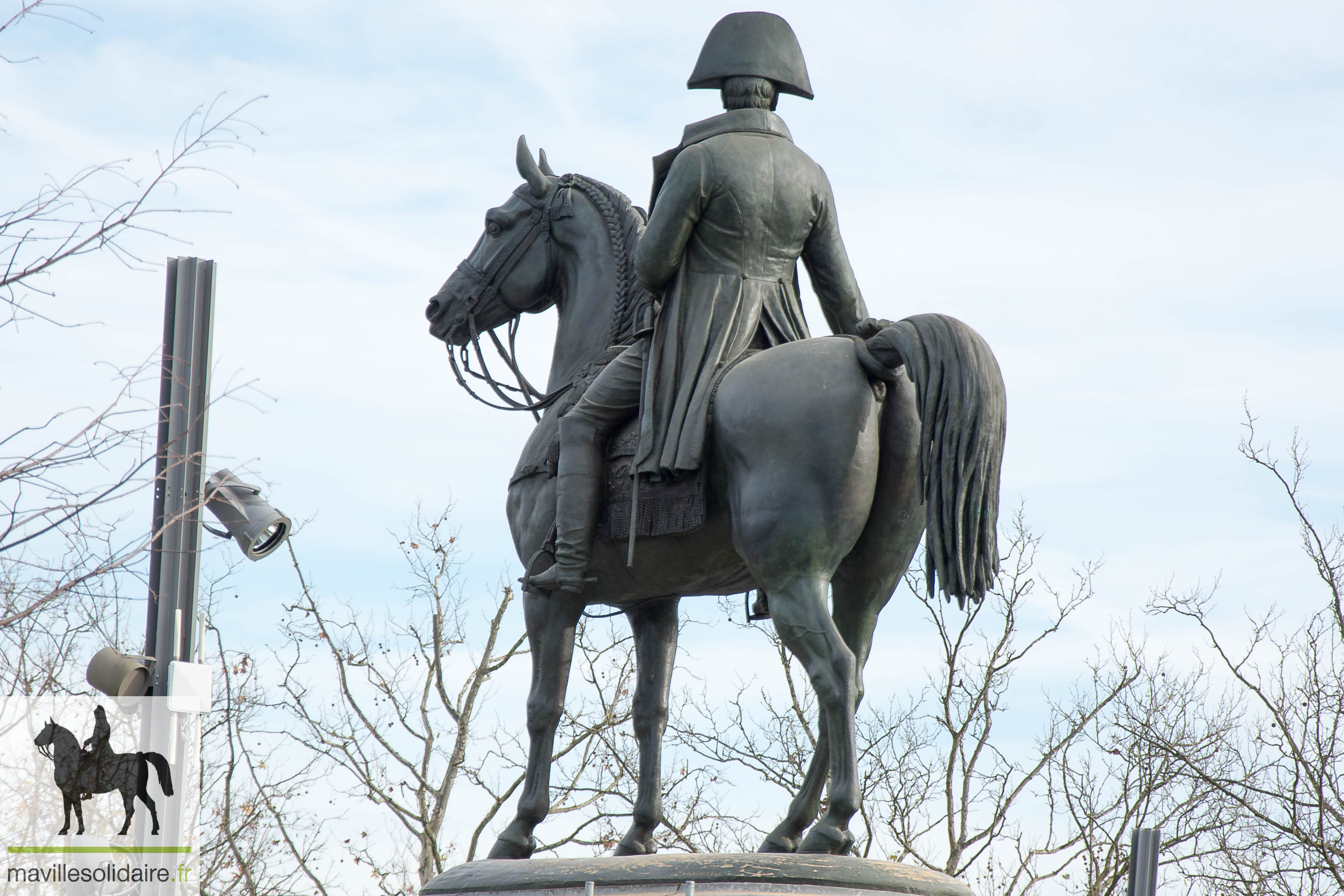 la statue de Napoléon restauré place Napoléon la Roche sur Yon novembre 2020 4