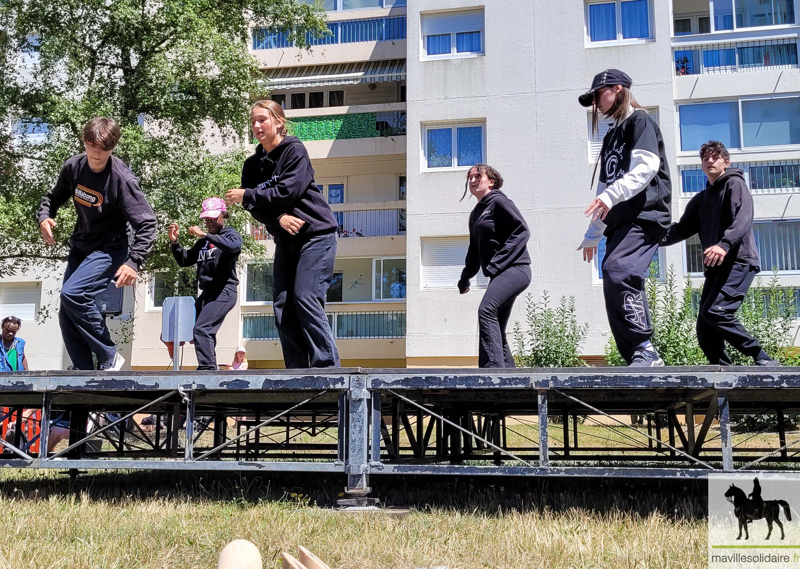 fête de pyramides mavillesolidaire.fr 1 4 sur 6