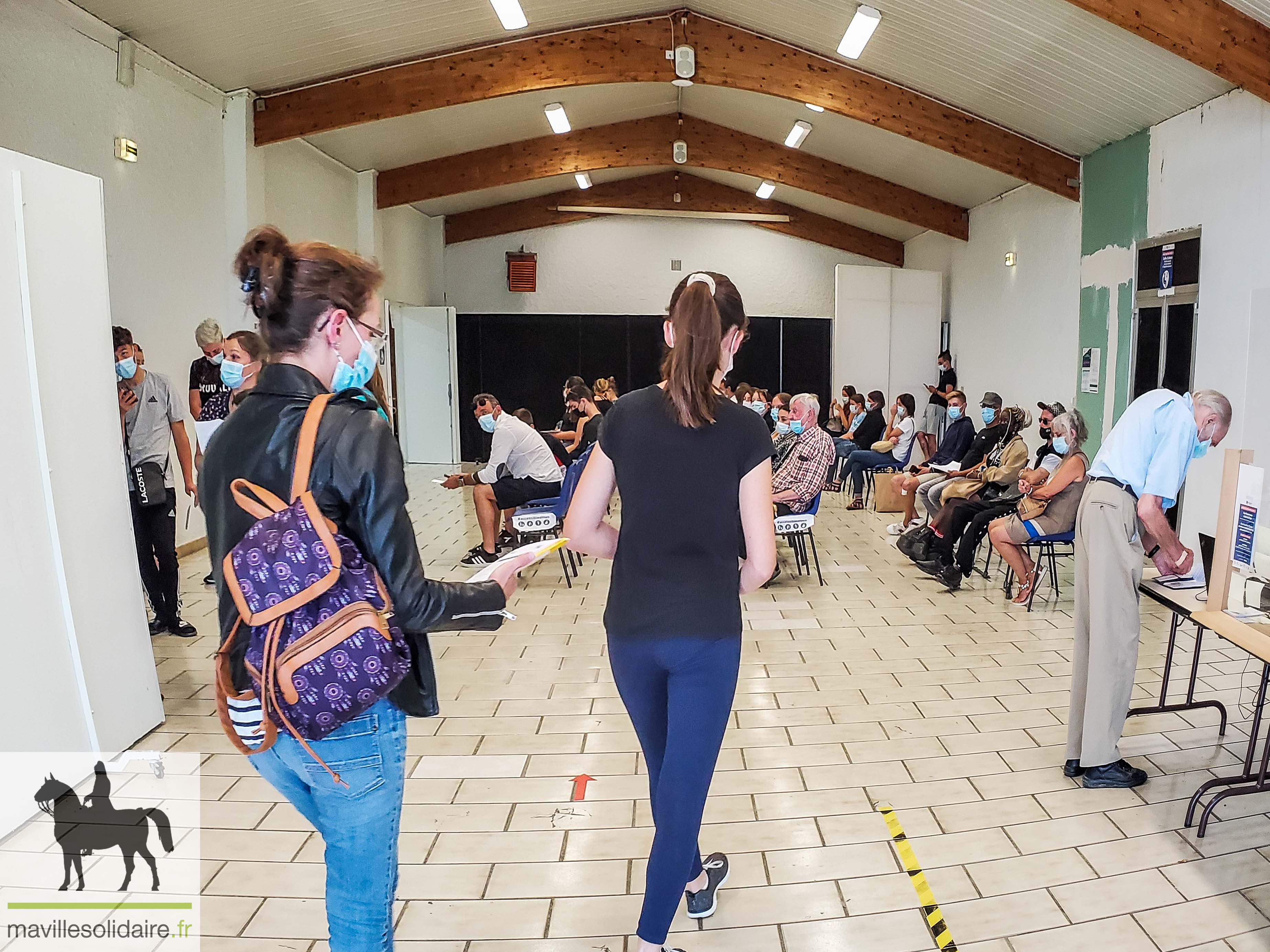 centre de vaccination covid 19 la Roche sur Yon mavillesolidaire.fr 