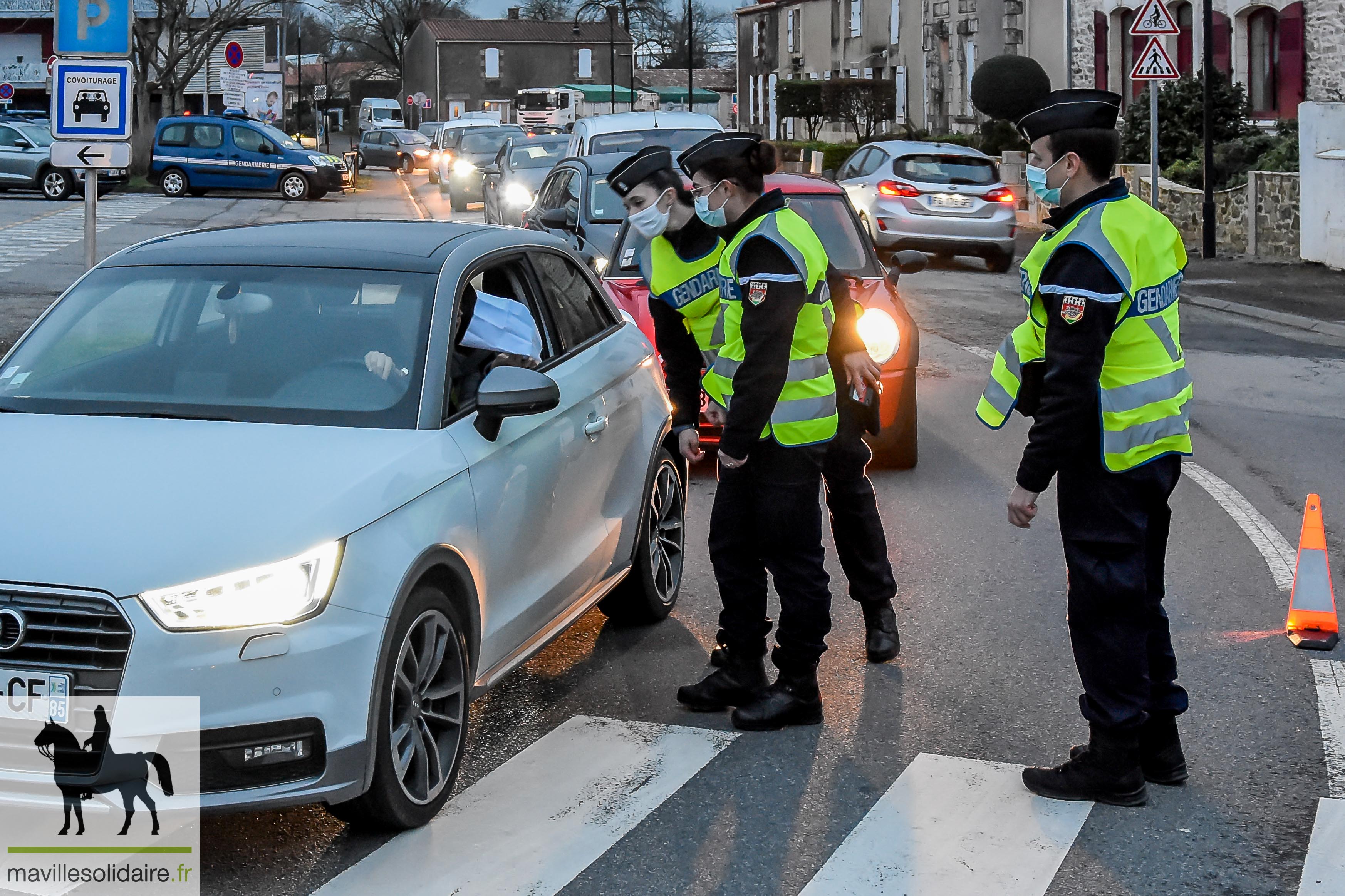 gendarmerie controle attestation covid aizenay 6 4